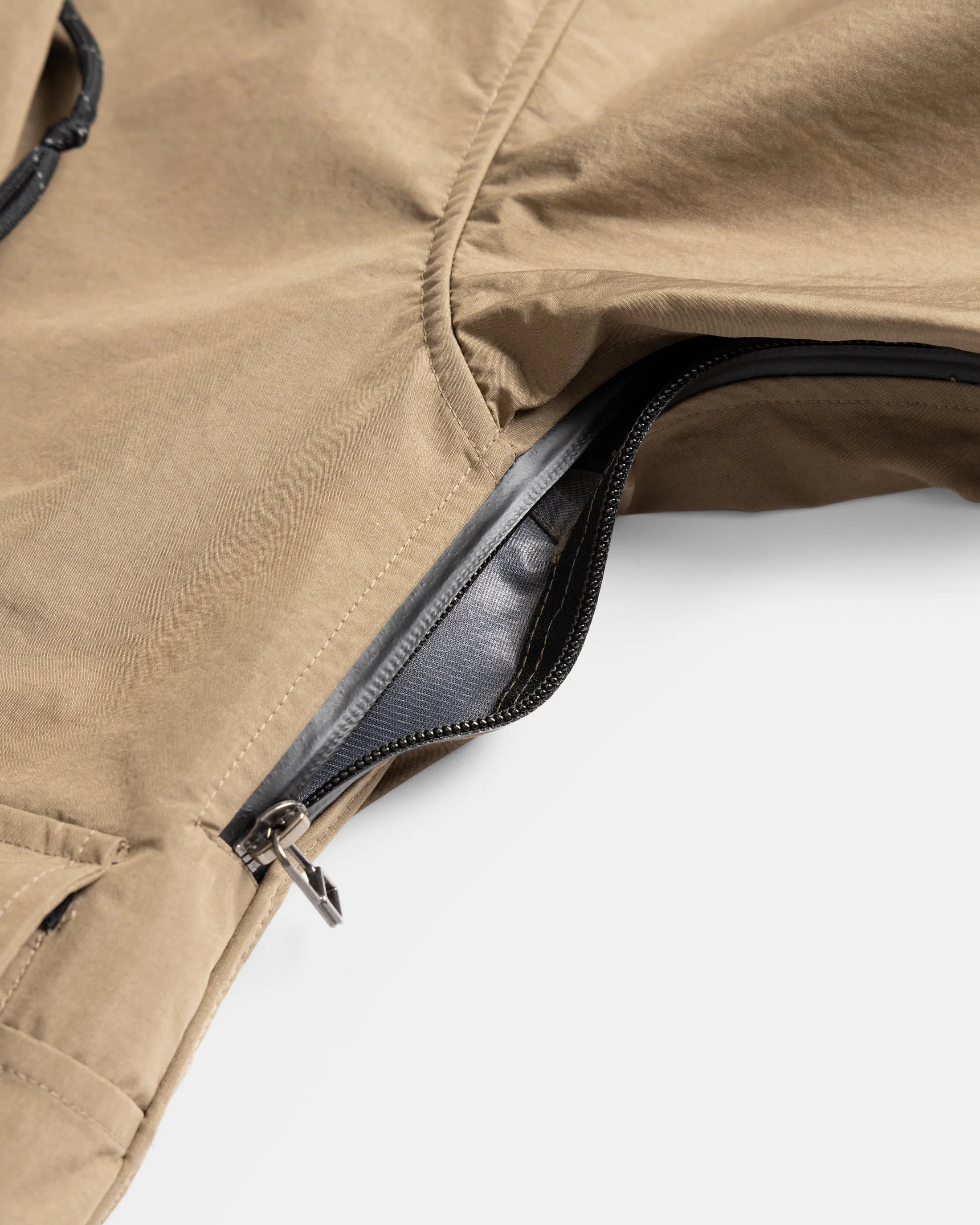 CASCADE OUTDOOR PROTECTION SYSTEM HOODED SHELL - DRIED SOIL WATER-REPELLENT 3L BONDED MEMBRANE sold by 18 East product image thumbnail 4