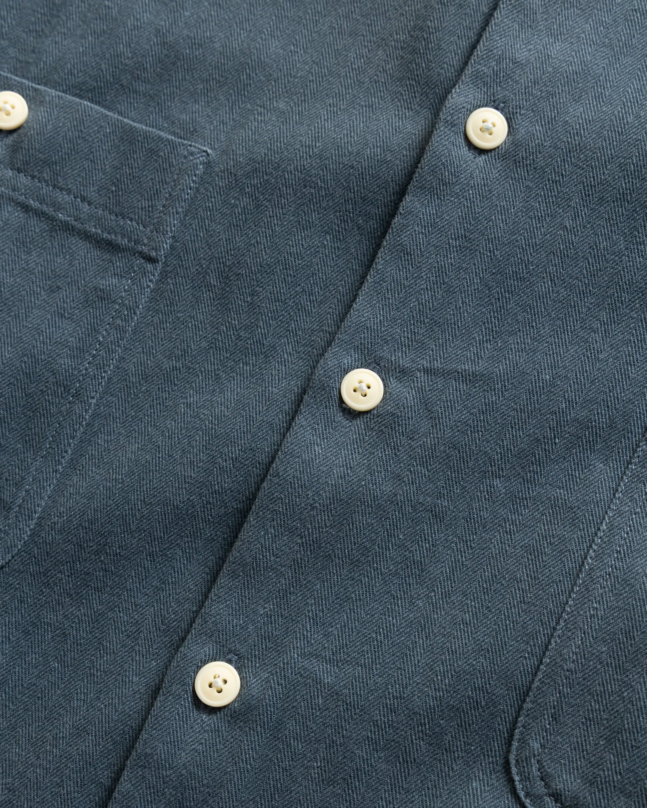 ALBERTO "PER LAVORO" SHIRT - DUSTY NAVY YARN DYED HBT MIL-SPEC COTTON sold by 18 East product image thumbnail 4