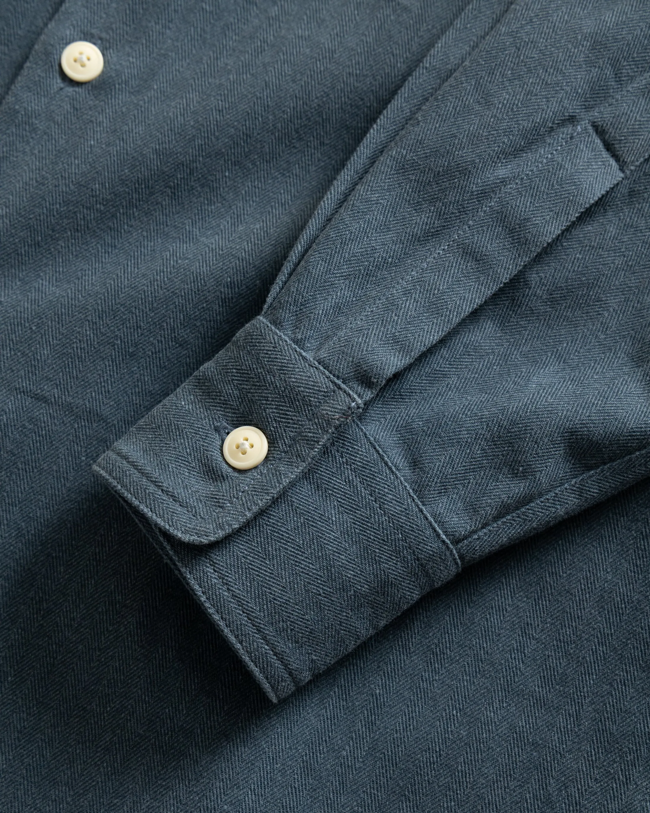 ALBERTO "PER LAVORO" SHIRT - DUSTY NAVY YARN DYED HBT MIL-SPEC COTTON sold by 18 East product image thumbnail 5