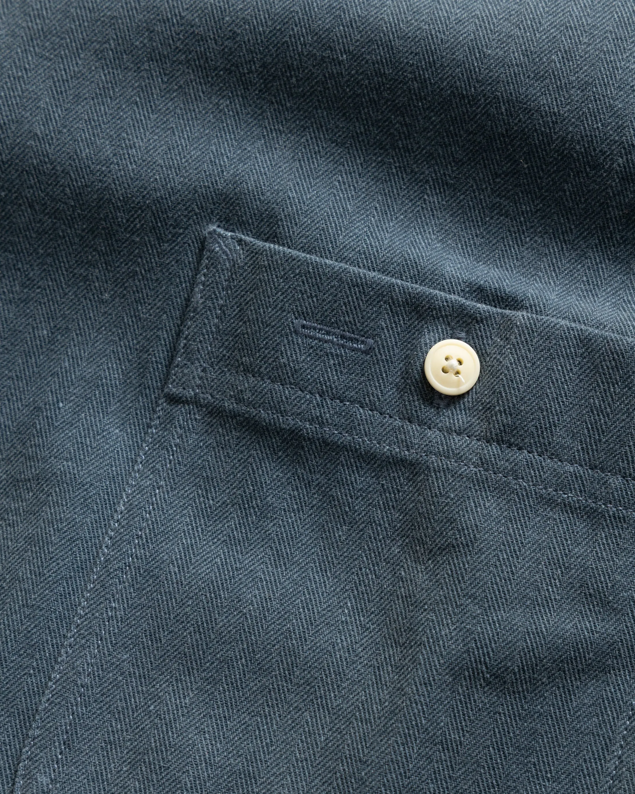 ALBERTO "PER LAVORO" SHIRT - DUSTY NAVY YARN DYED HBT MIL-SPEC COTTON sold by 18 East product image thumbnail 3