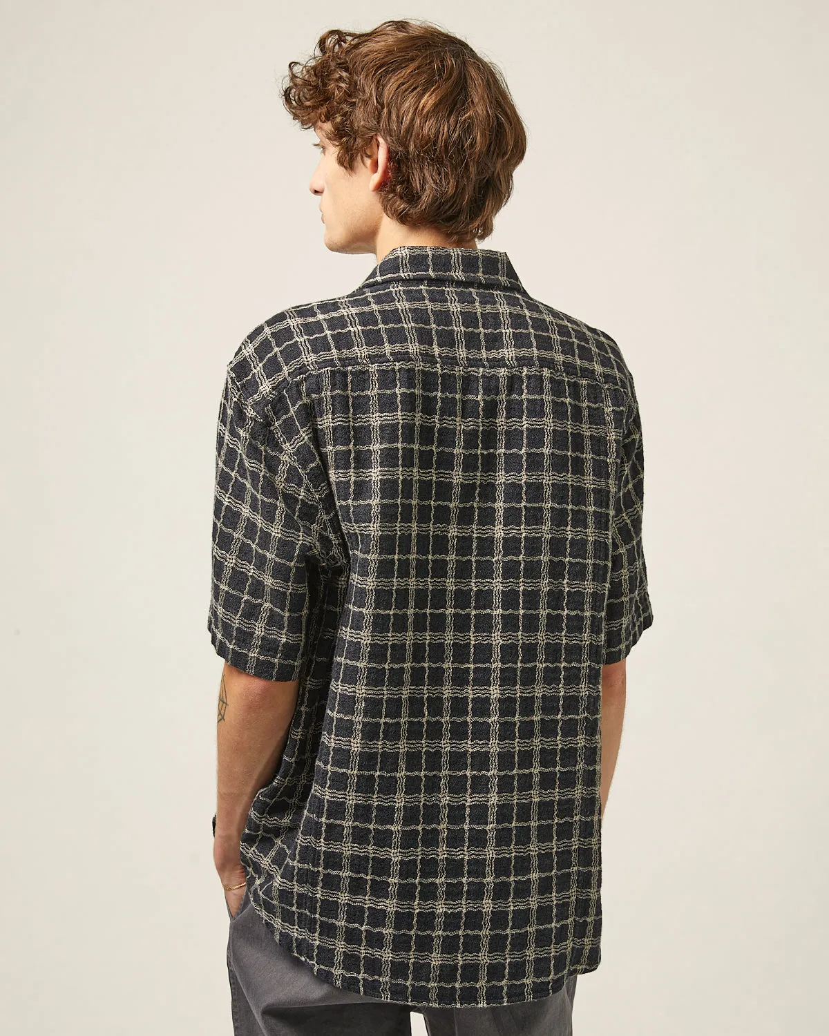 Wavy Linen SS - Black sold by Corridor product image thumbnail 3