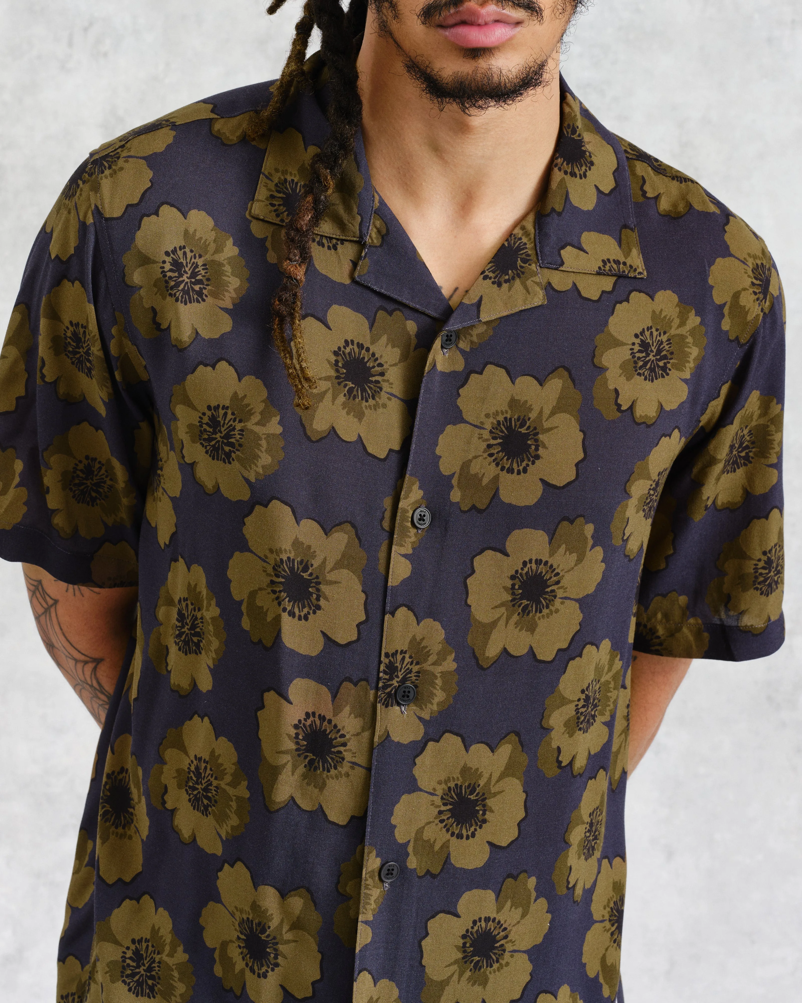 Didcot - Navy Winter Poppy Print Short Sleeve Shirt sold by Wax London product image thumbnail 3
