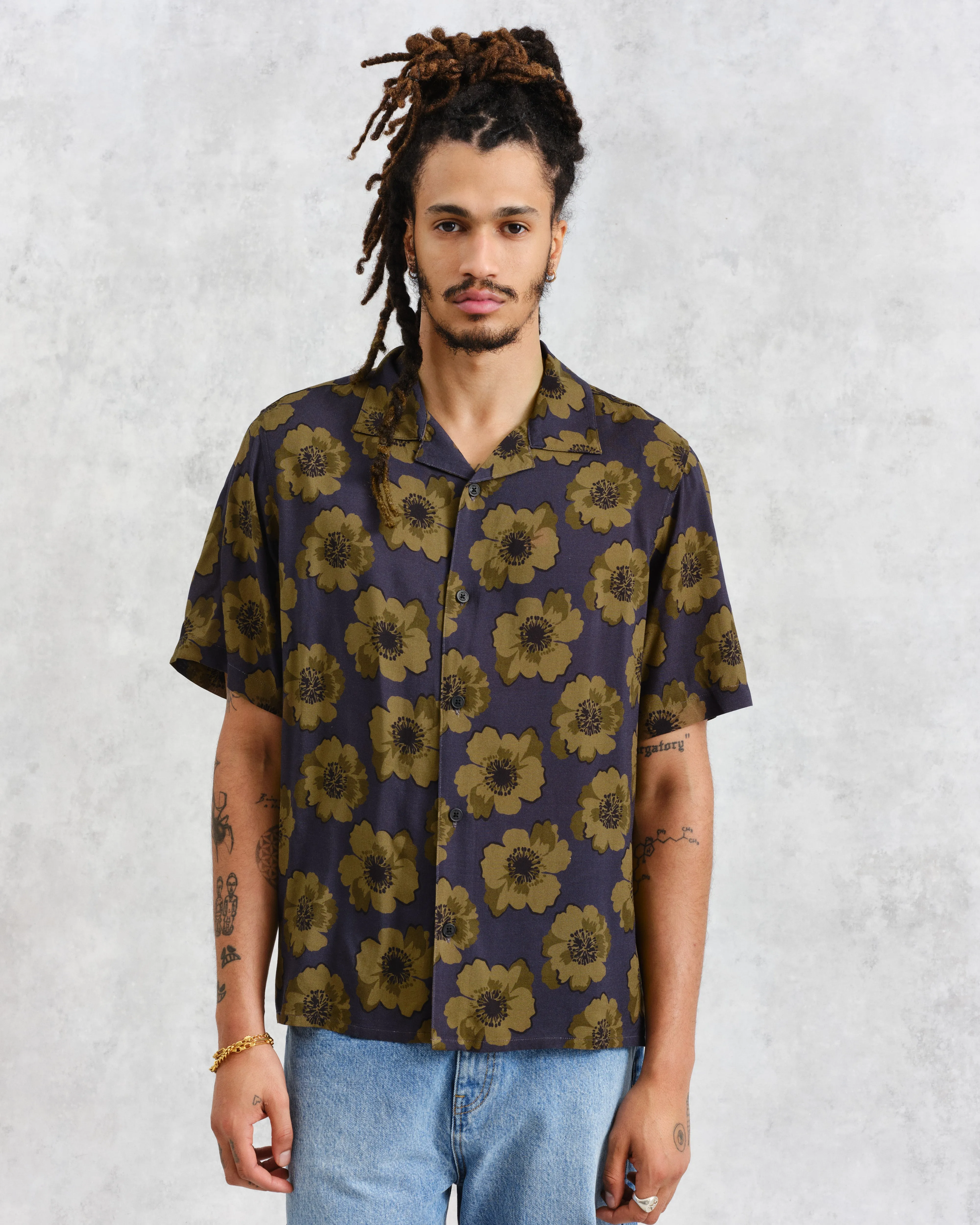Didcot - Navy Winter Poppy Print Short Sleeve Shirt sold by Wax London product image thumbnail 2