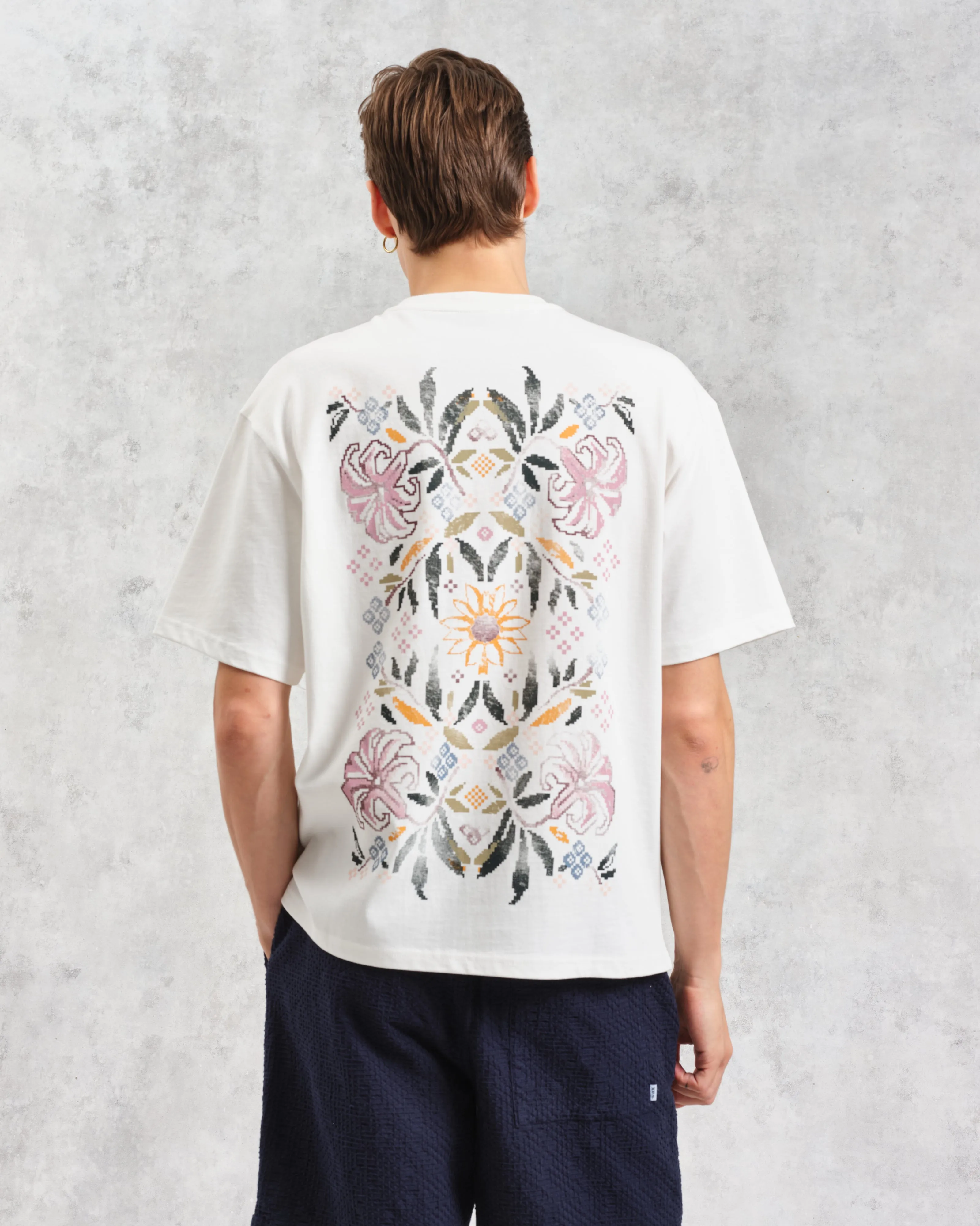 Dean T-Shirt Ecru Botanic Graphic Print sold by Wax London product image thumbnail 3