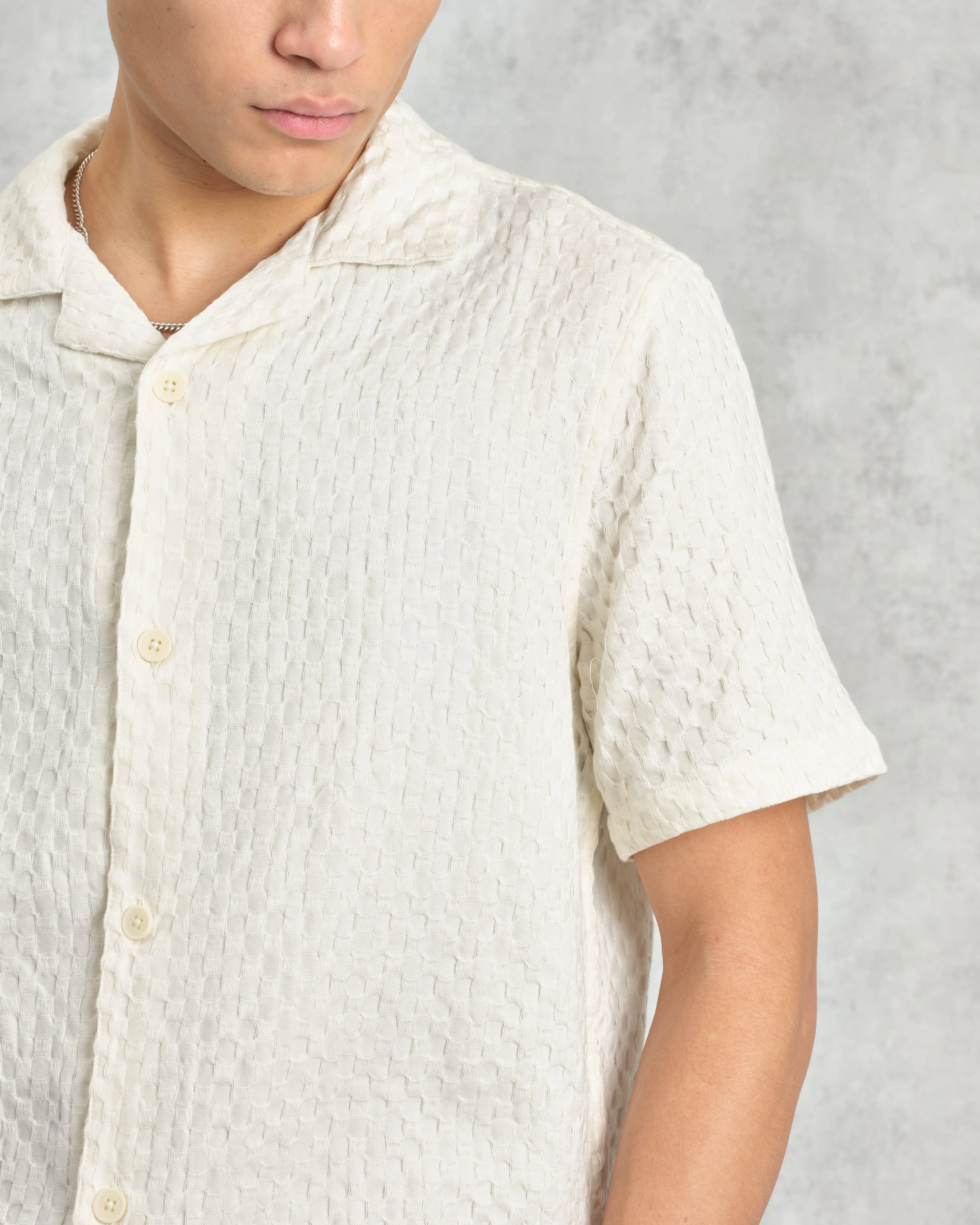 Lido - Ecru Dobby Cotton Weave Short-Sleeve Shirt sold by Wax London product image thumbnail 3