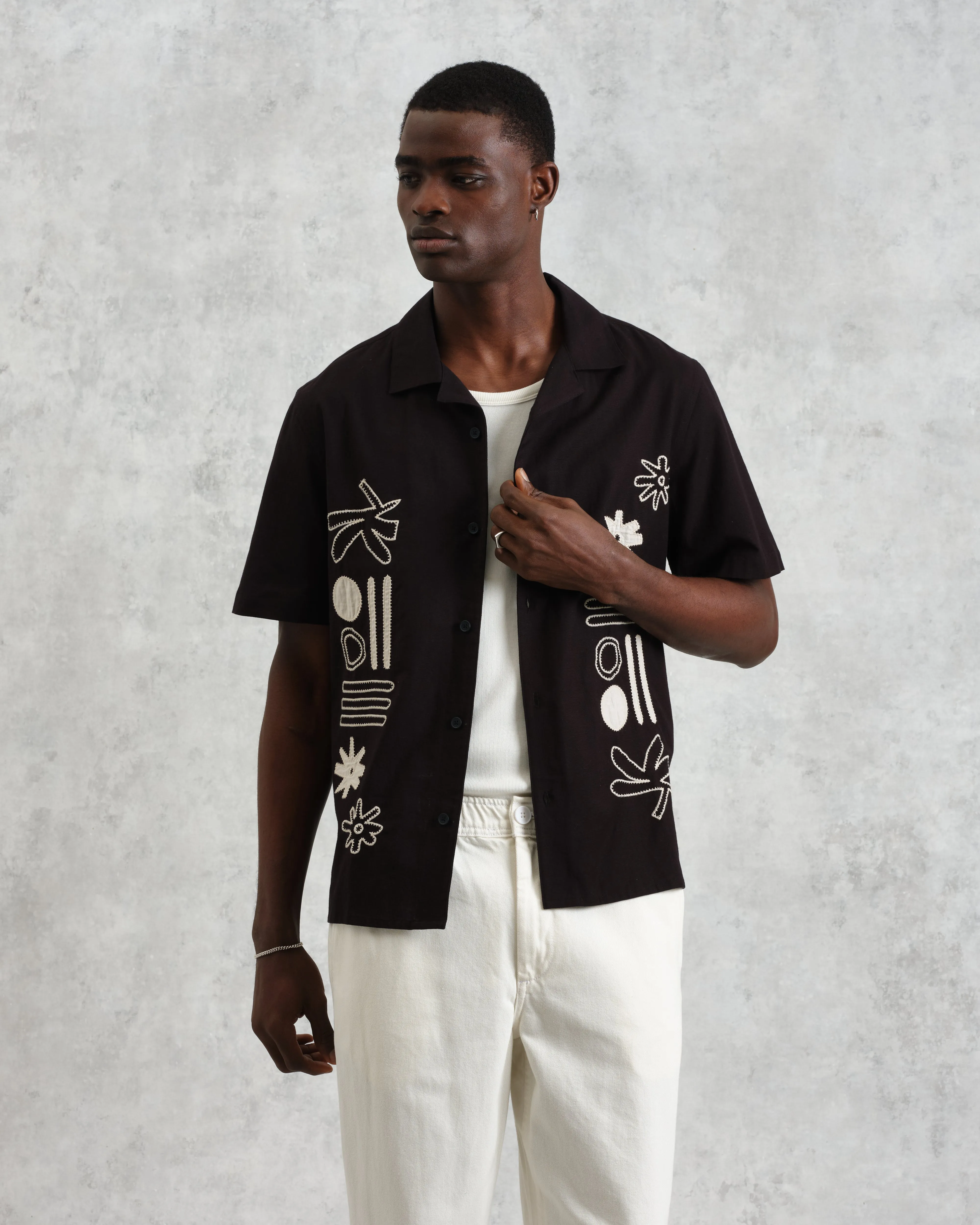 Didcot - Black And Ecru Abstract Applique Short-Sleeve Shirt sold by Wax London product image thumbnail 3