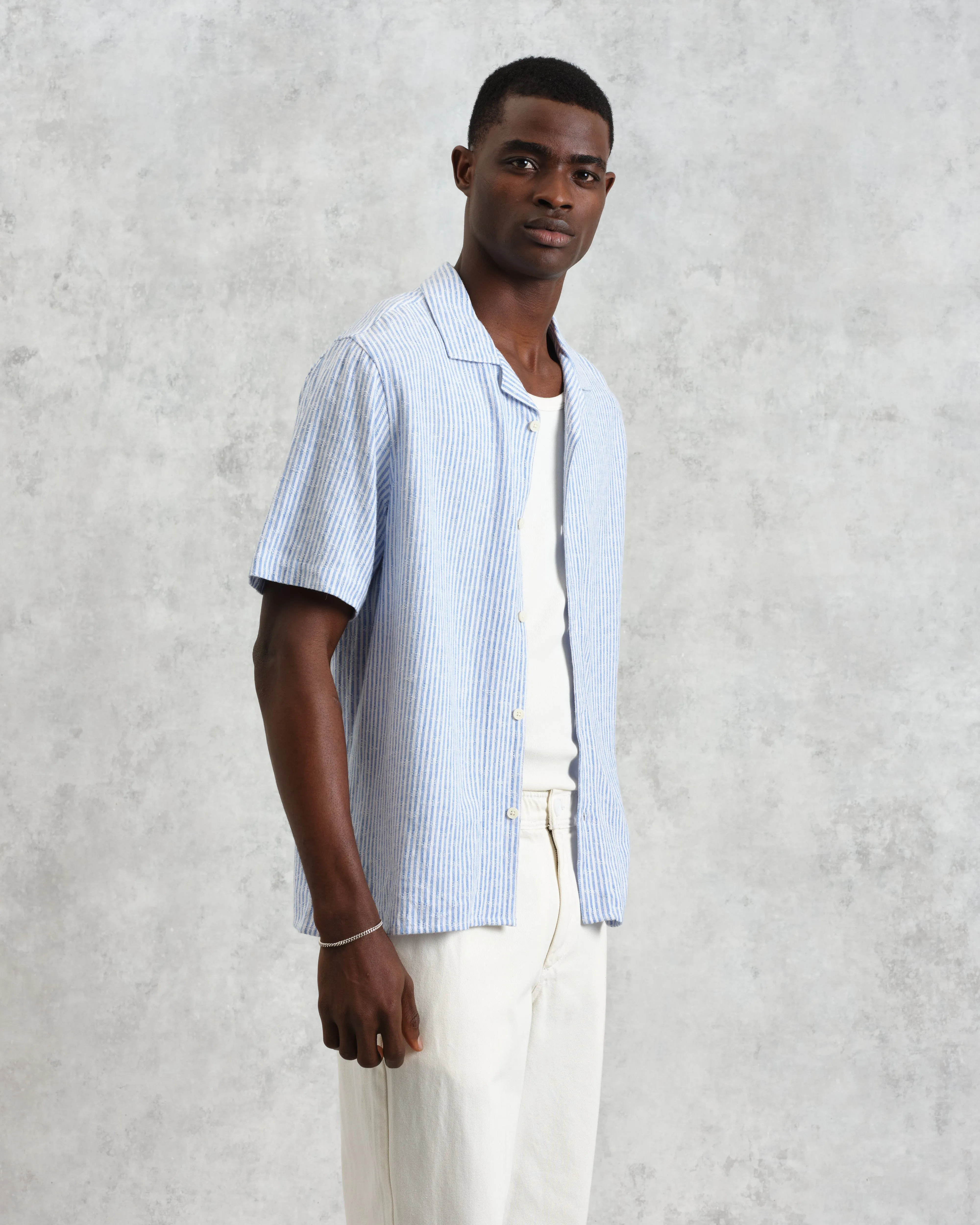 Didcot - Blue And White Textured Stripe Short-Sleeve Shirt sold by Wax London product image thumbnail 2