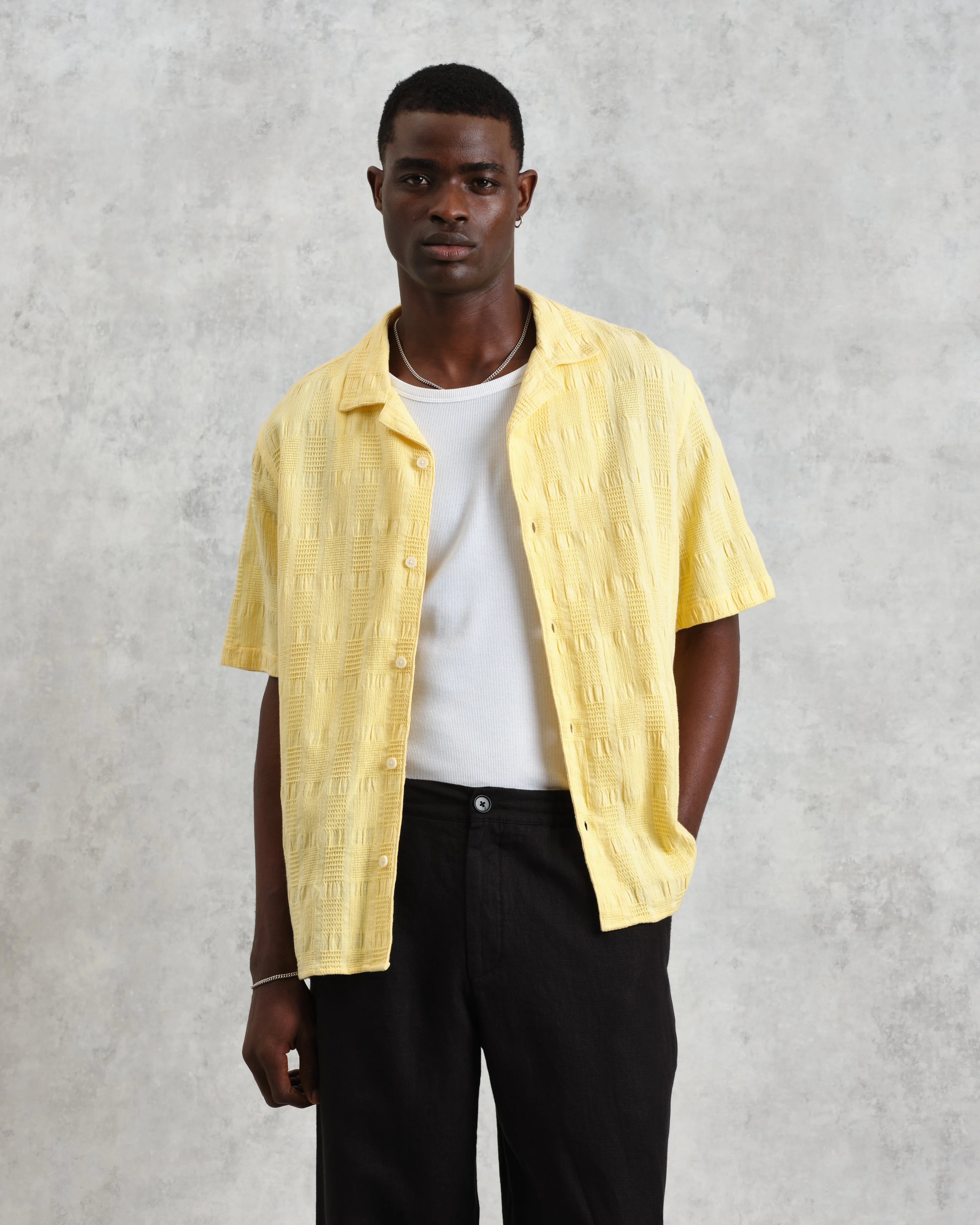 Didcot - Yellow Waffle Seersucker Cotton Short-Sleeve Shirt sold by Wax London product image thumbnail 2