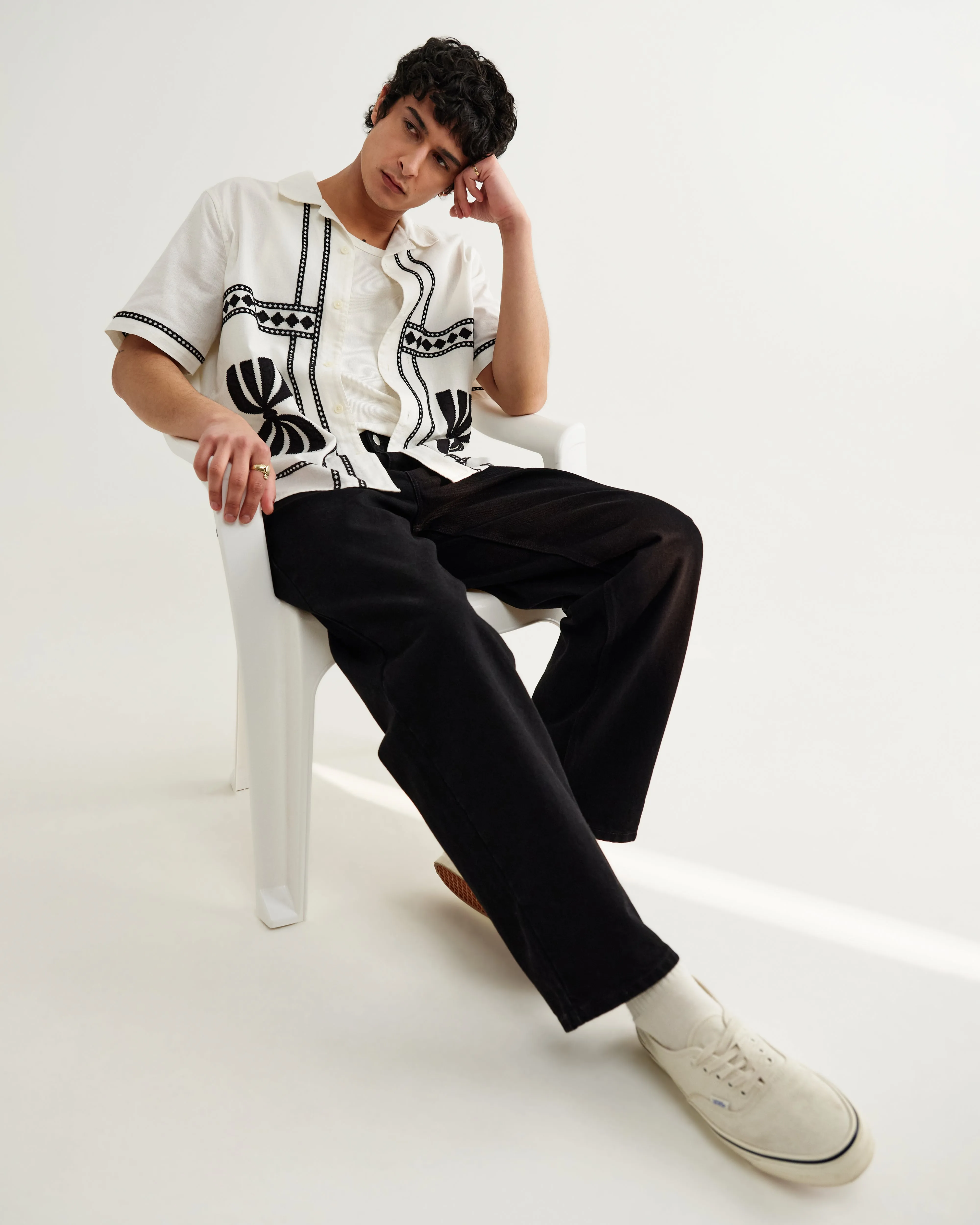 Didcot - Ecru And Black Border Applique Short-Sleeve Shirt sold by Wax London product image thumbnail 3