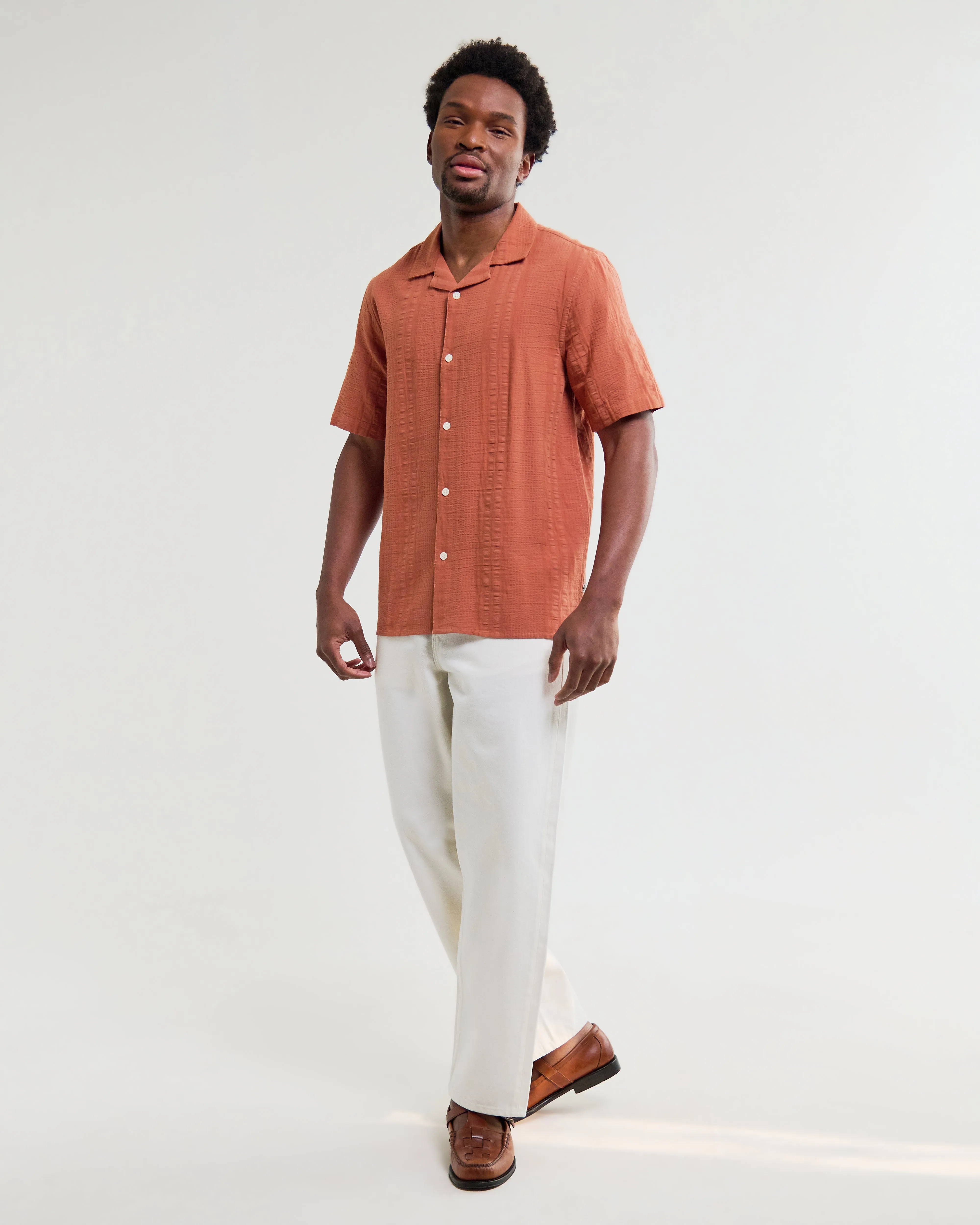 Didcot - Rust Double-Weave Seersucker Short-Sleeve Shirt sold by Wax London product image thumbnail 4