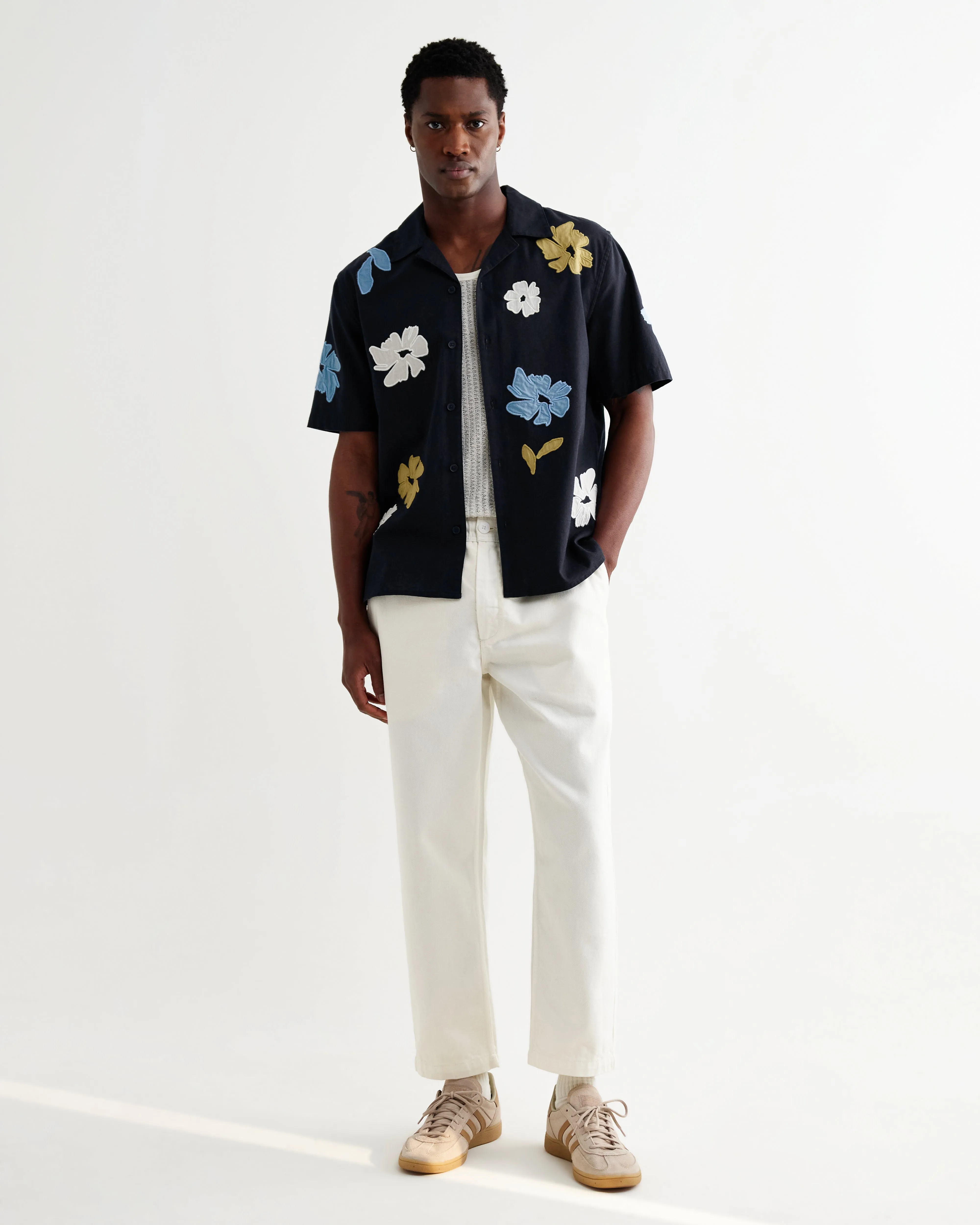 Didcot - Navy And Multicolour Floral Applique Short-Sleeve Shirt sold by Wax London product image thumbnail 4