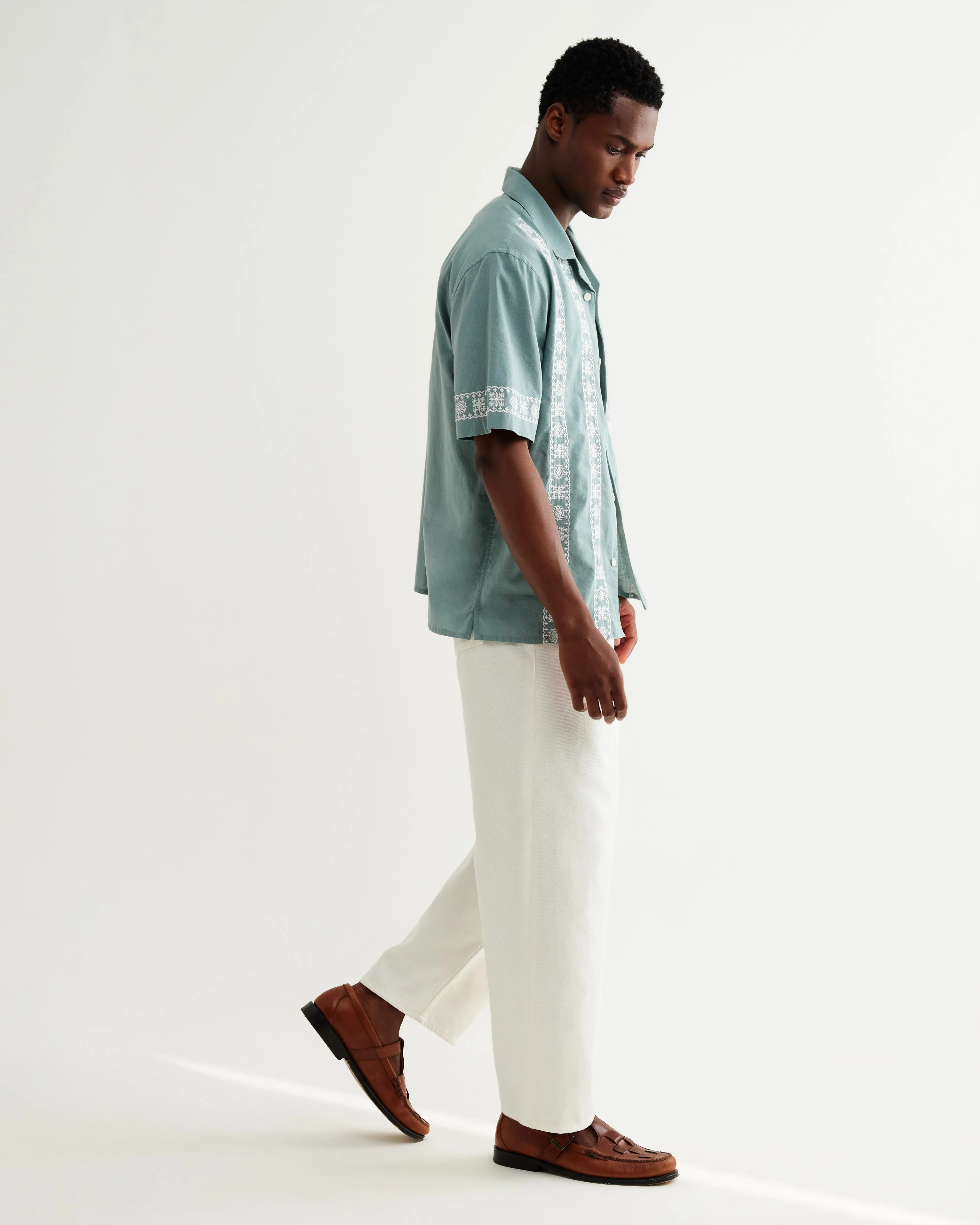 Didcot - Sea Green And Ecru Embroidered Short-Sleeve Shirt sold by Wax London product image thumbnail 5