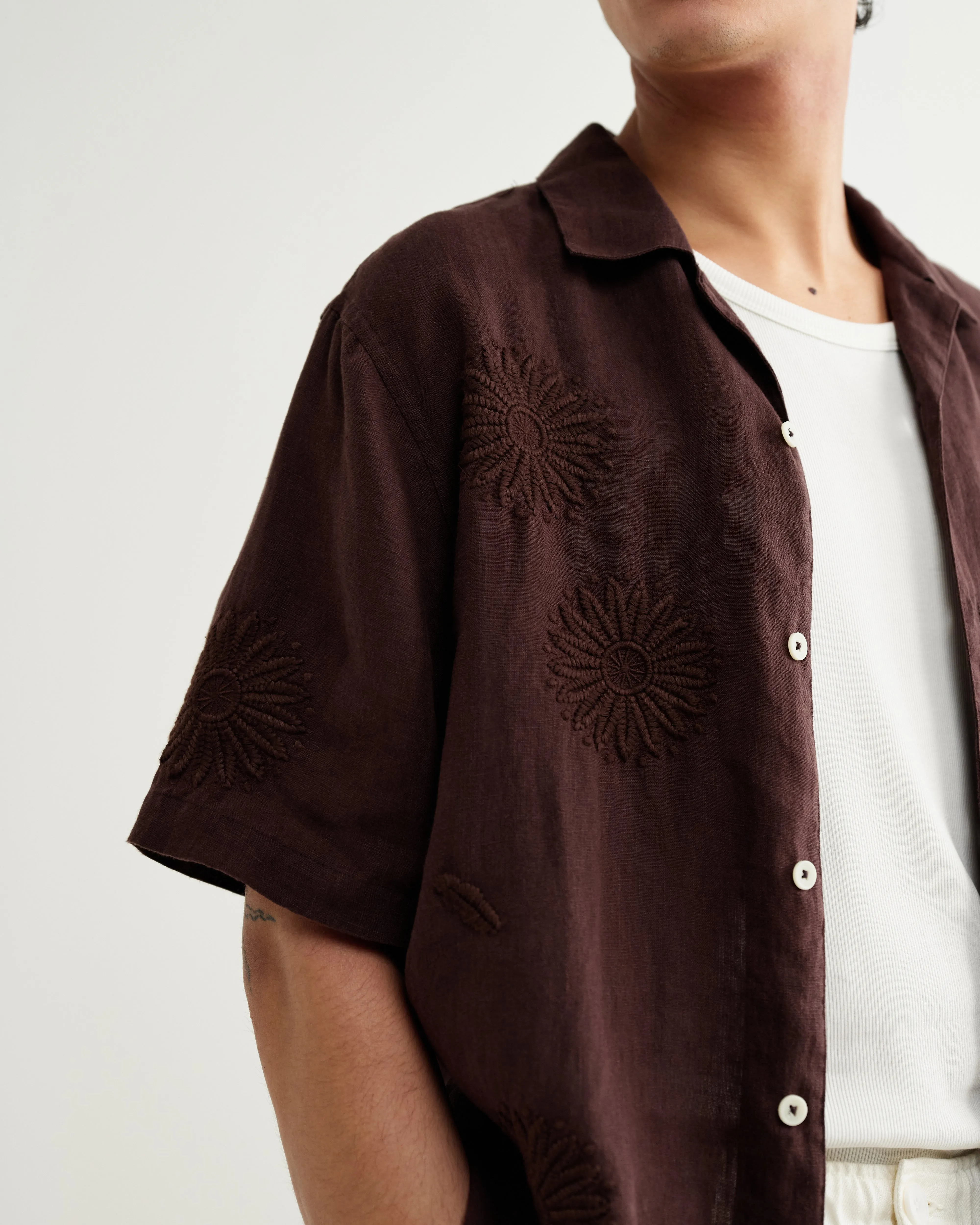 Didcot - Brown Flower Embroidered Short-Sleeve Shirt sold by Wax London product image thumbnail 4