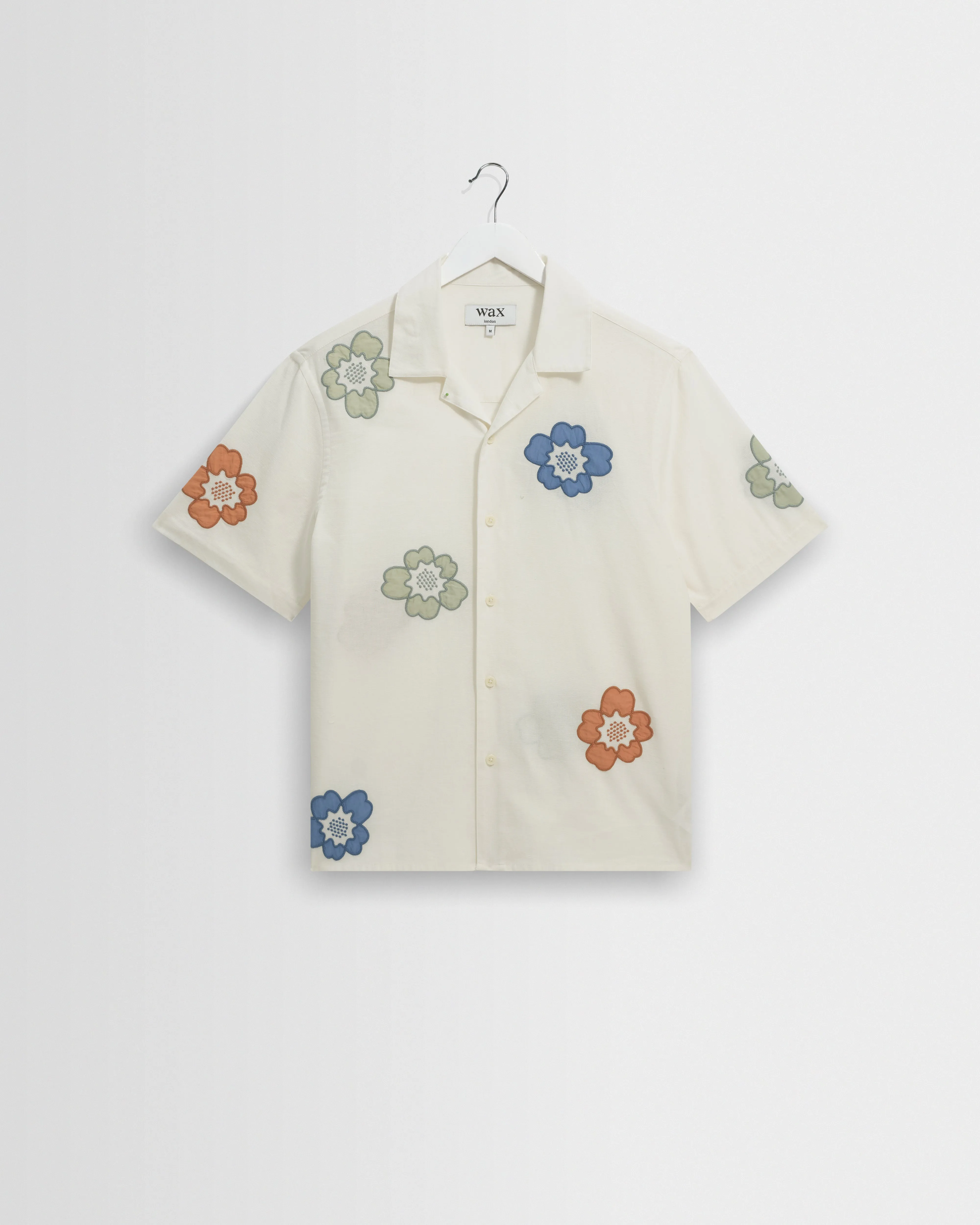 Didcot - Ecru And Multicolour Floral Applique Short-Sleeve Shirt sold by Wax London