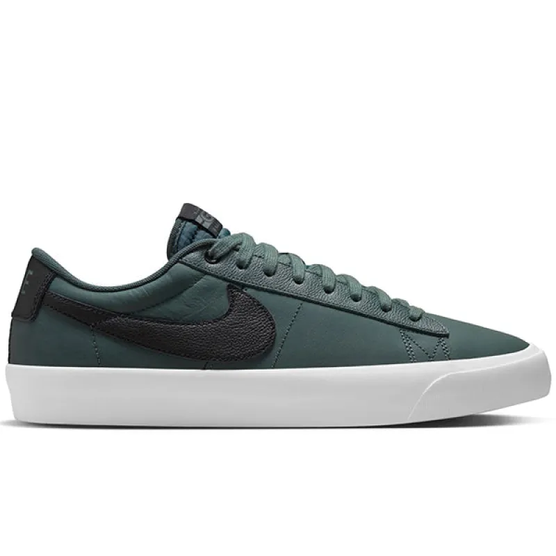 Nike SB Zoom Blazer Low Pro GT sold by Dime