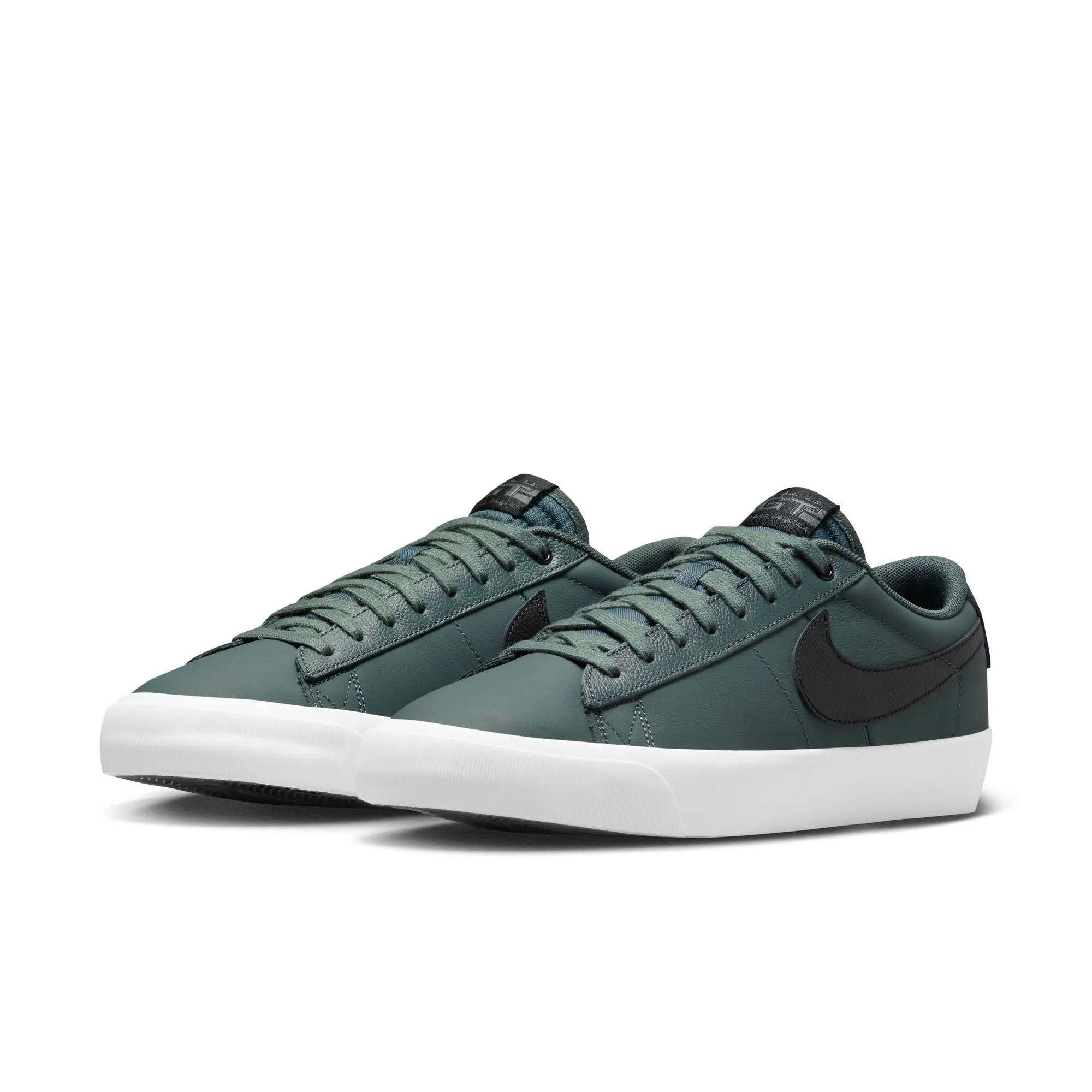 Nike SB Zoom Blazer Low Pro GT sold by Dime product image thumbnail 4