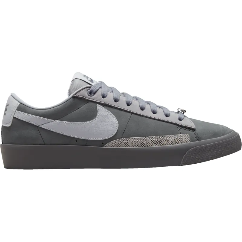 Nike SB Zoom Blazer Low QS (FPAR) sold by Dime