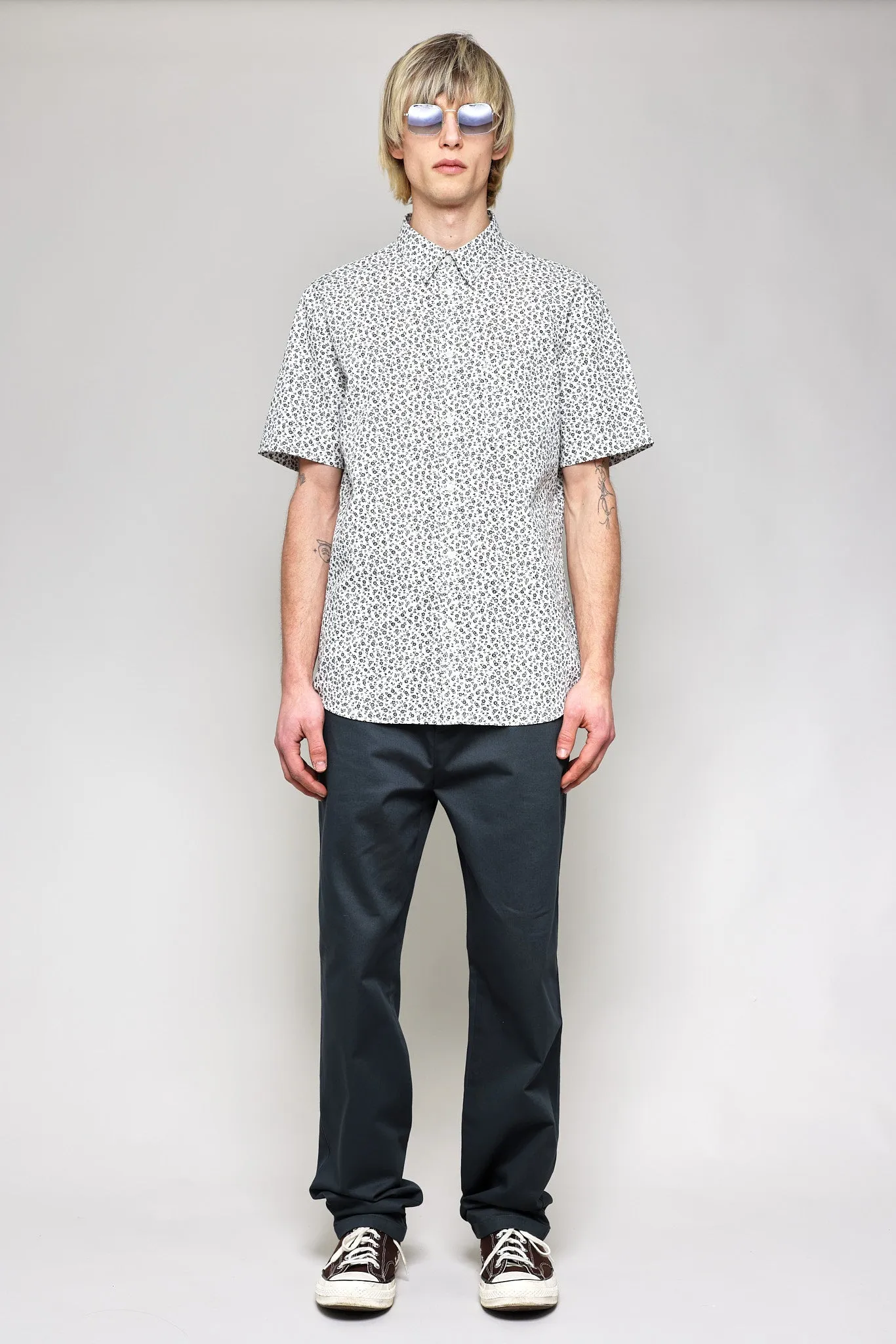 NS1146-91 Japanese Peony Print in White and Black sold by National Standards product image thumbnail 5