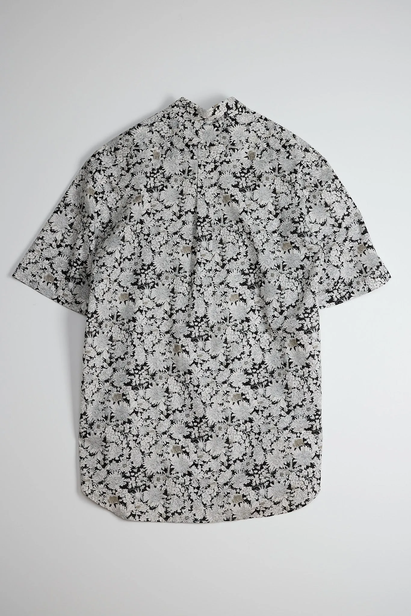 NS1191-74 Japanese Garden Print in Black and White sold by National Standards product image thumbnail 2