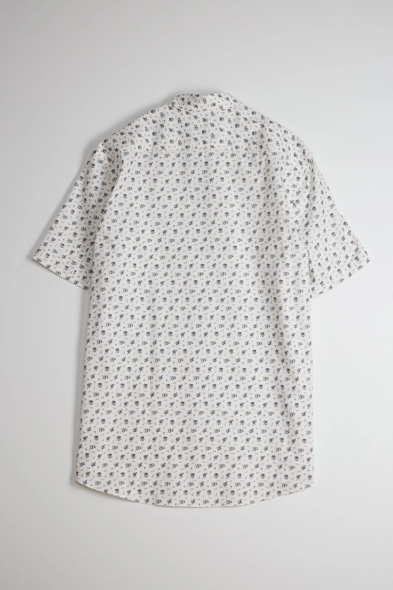 NS1146-89 Japanese Rose Print in White sold by National Standards product image thumbnail 2