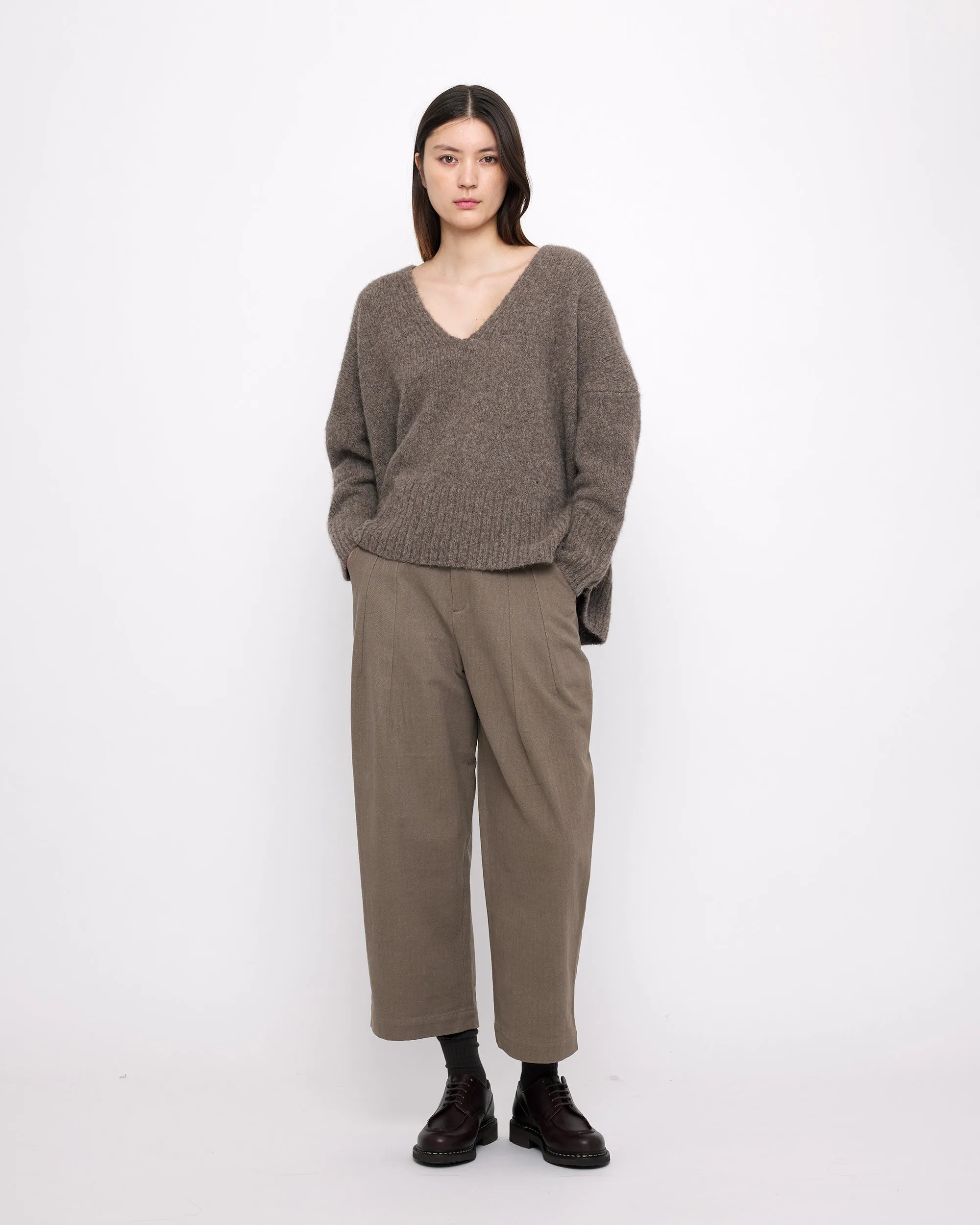 Chunky V-Neck - FW24 - Umber sold by 7115 by Szeki