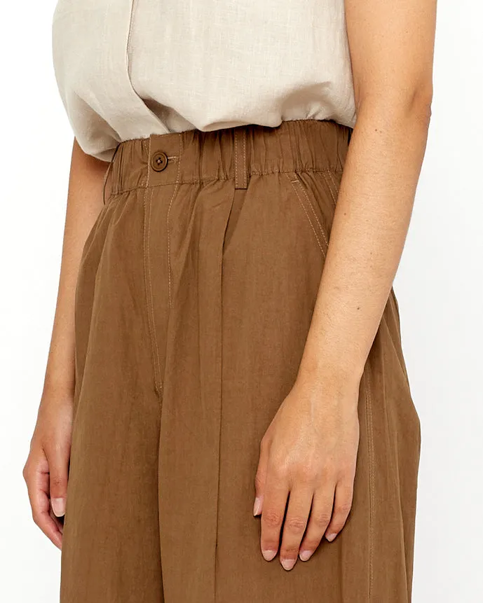 Papery Elastic Lantern Trouser - SS24 - Brown sold by 7115 by Szeki product image thumbnail 3