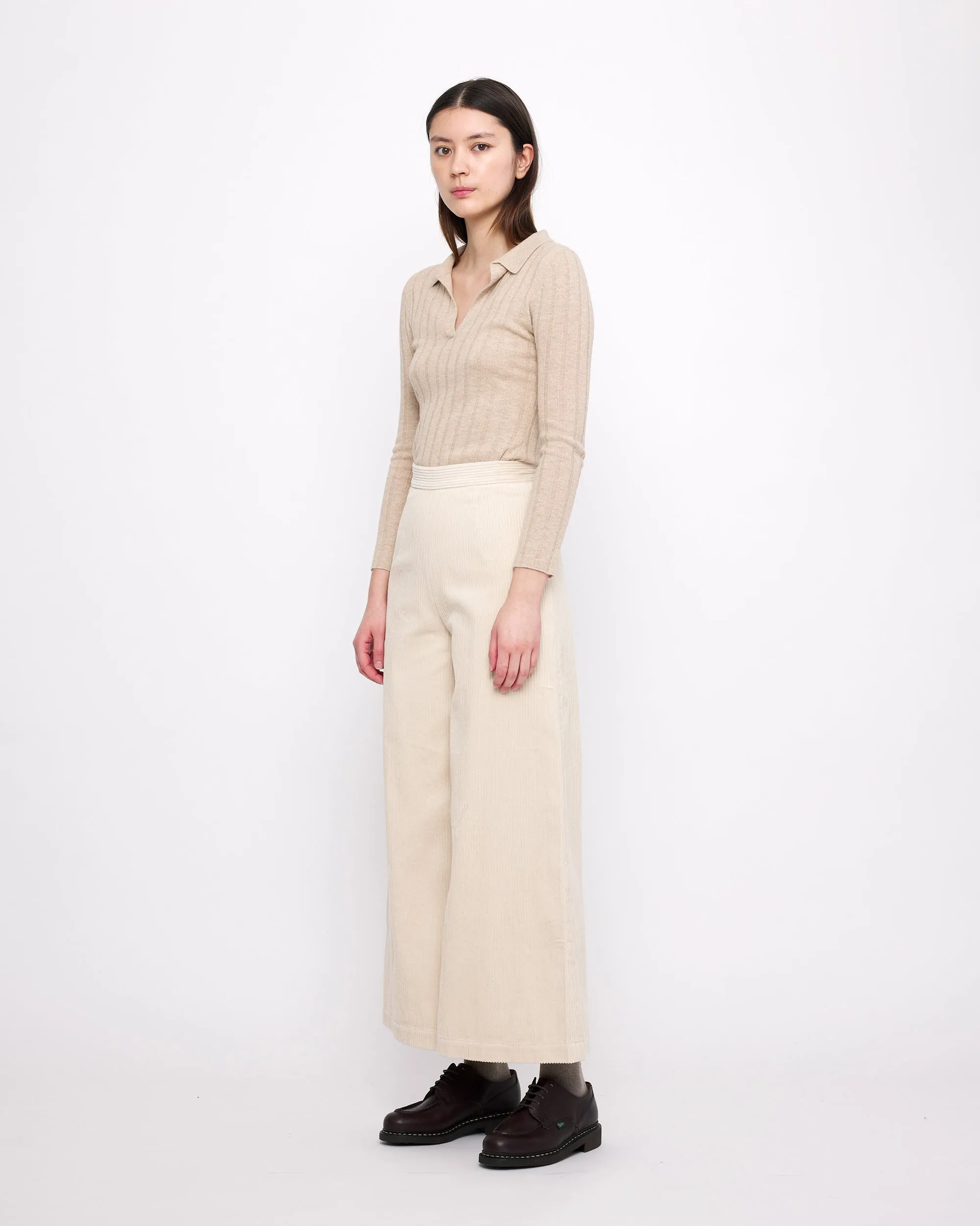 Yak V-Neck Long Sleeves - FW24 - Desert Sand sold by 7115 by Szeki product image thumbnail 5
