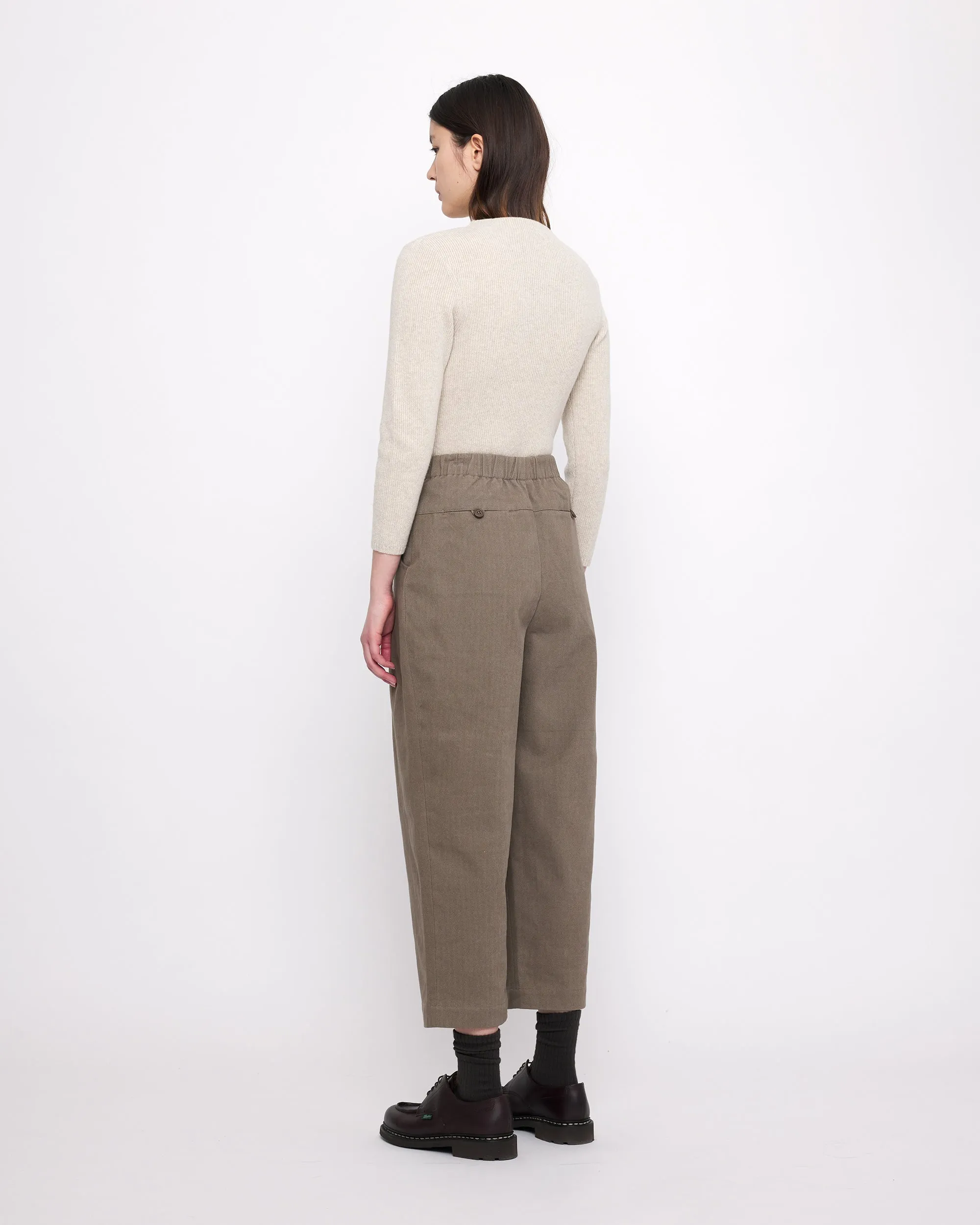 Signature Pleated Trouser - Heavy Canvas Edition - Umber sold by 7115 by Szeki product image thumbnail 5