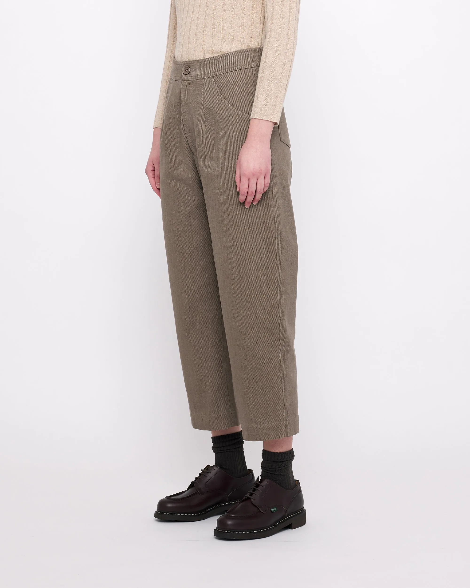Signature Curve Legged Trouser - Heavy Canvas Edition - Umber sold by 7115 by Szeki product image thumbnail 2