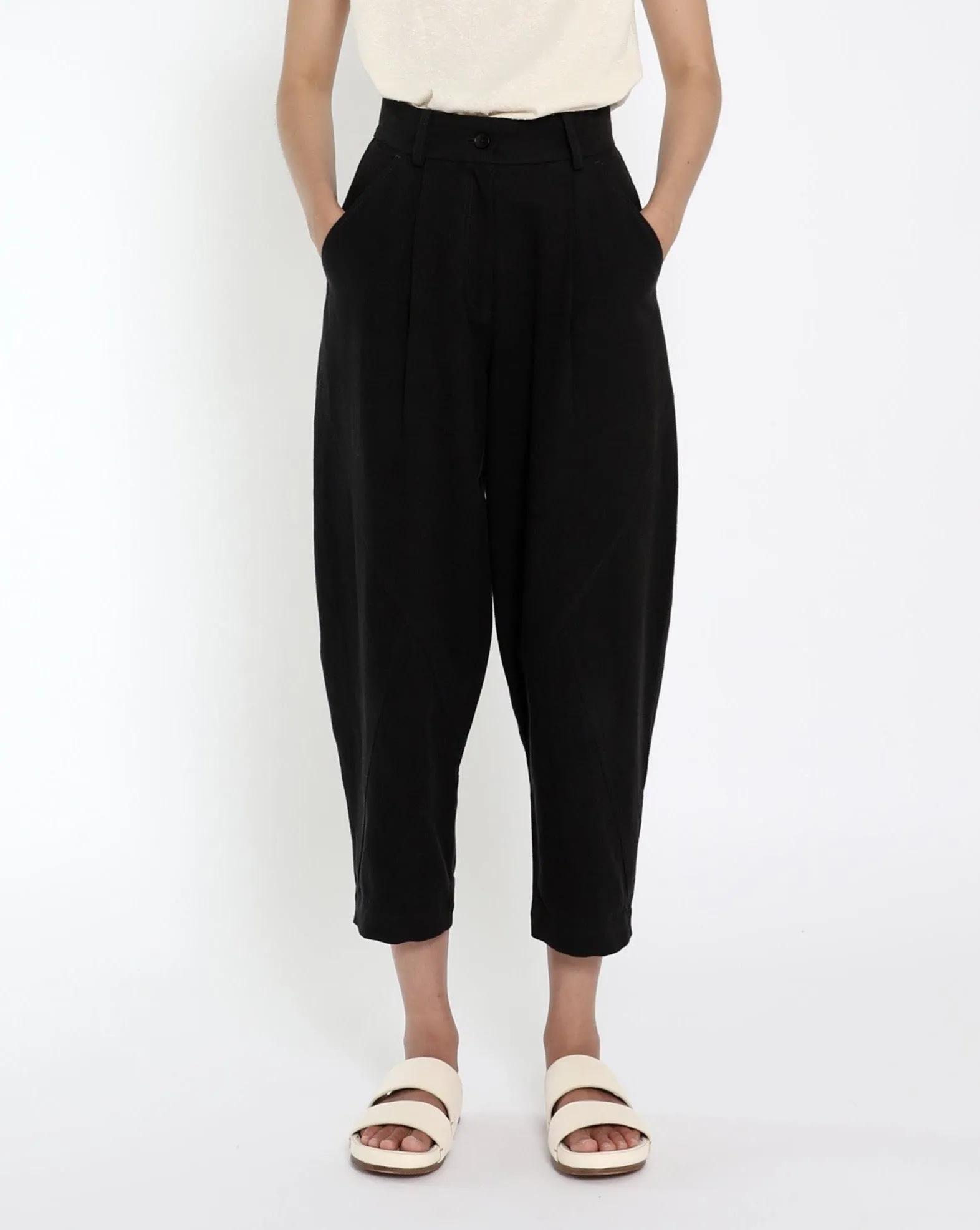 Signature Lantern Trouser - Canvas Edition - Black sold by 7115 by Szeki