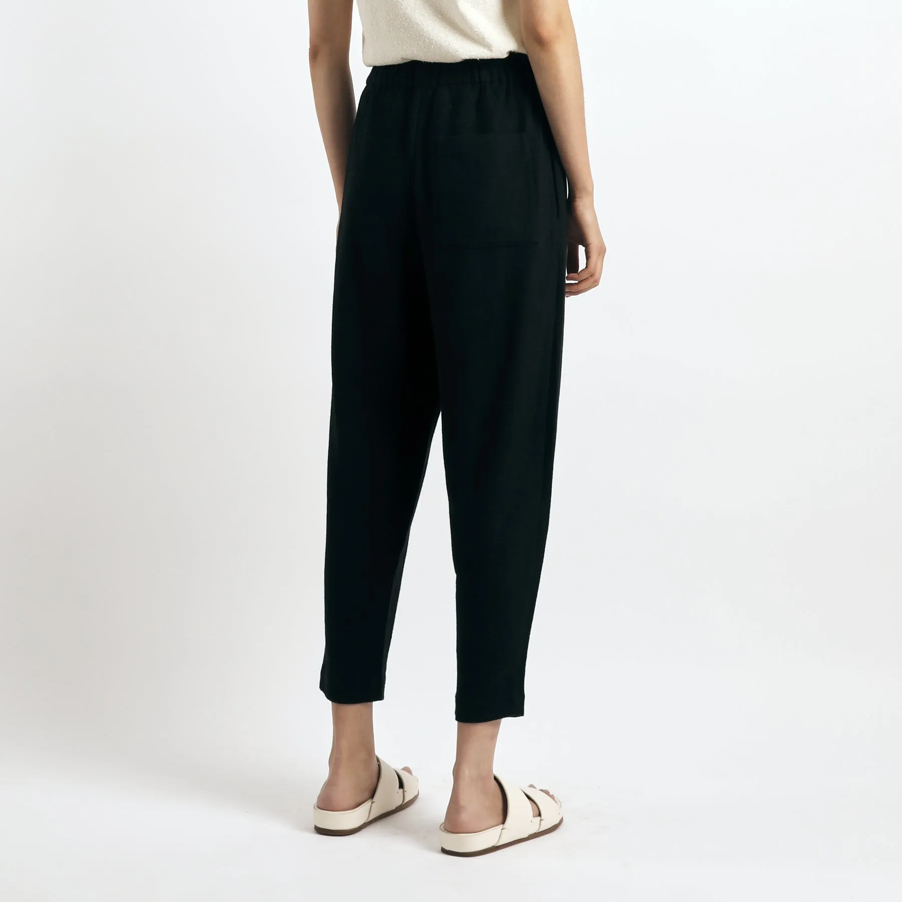 Signature Elastic Pull-Up Trouser - Classic Edition - Black sold by 7115 by Szeki product image thumbnail 3