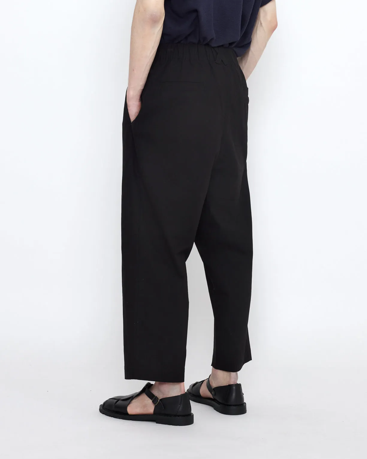 Elastic Dropped Crotch Trouser - SS25 - Black sold by 7115 by Szeki product image thumbnail 4