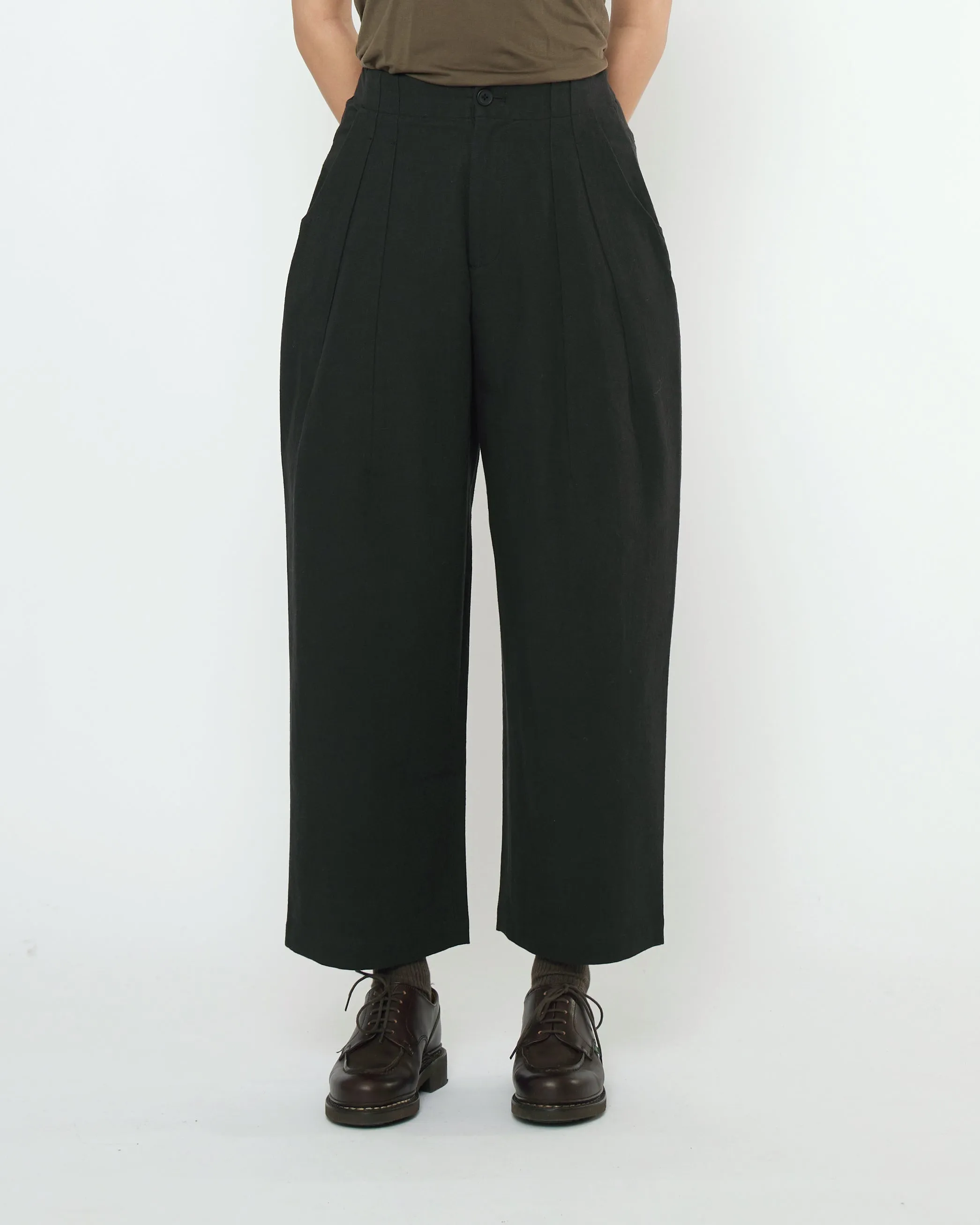 Signature Unisex Pleated Trouser - Canvas Edition - Black sold by 7115 by Szeki product image thumbnail 2