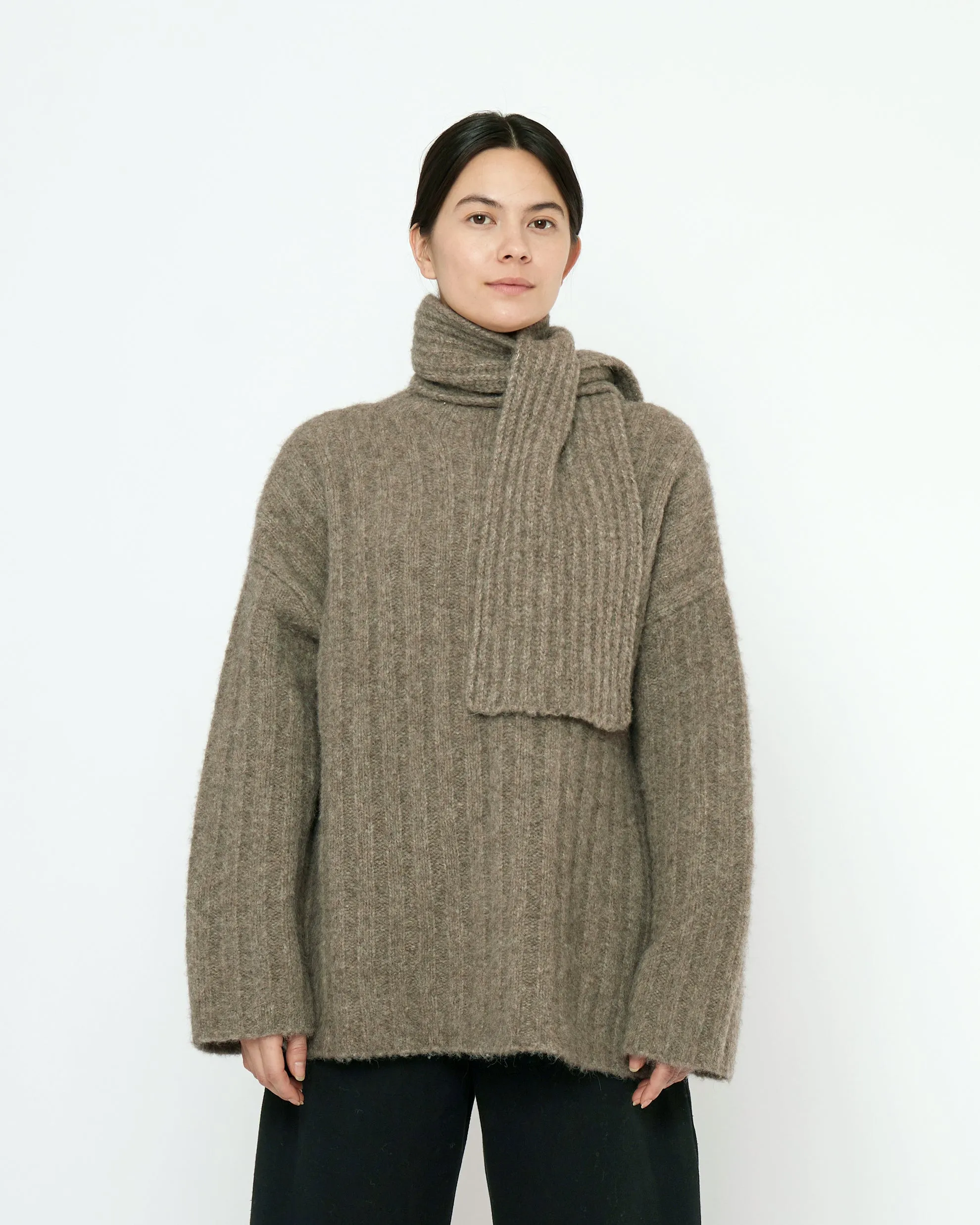 Chunky Mockneck - FW25 - Taupe sold by 7115 by Szeki product image thumbnail 4
