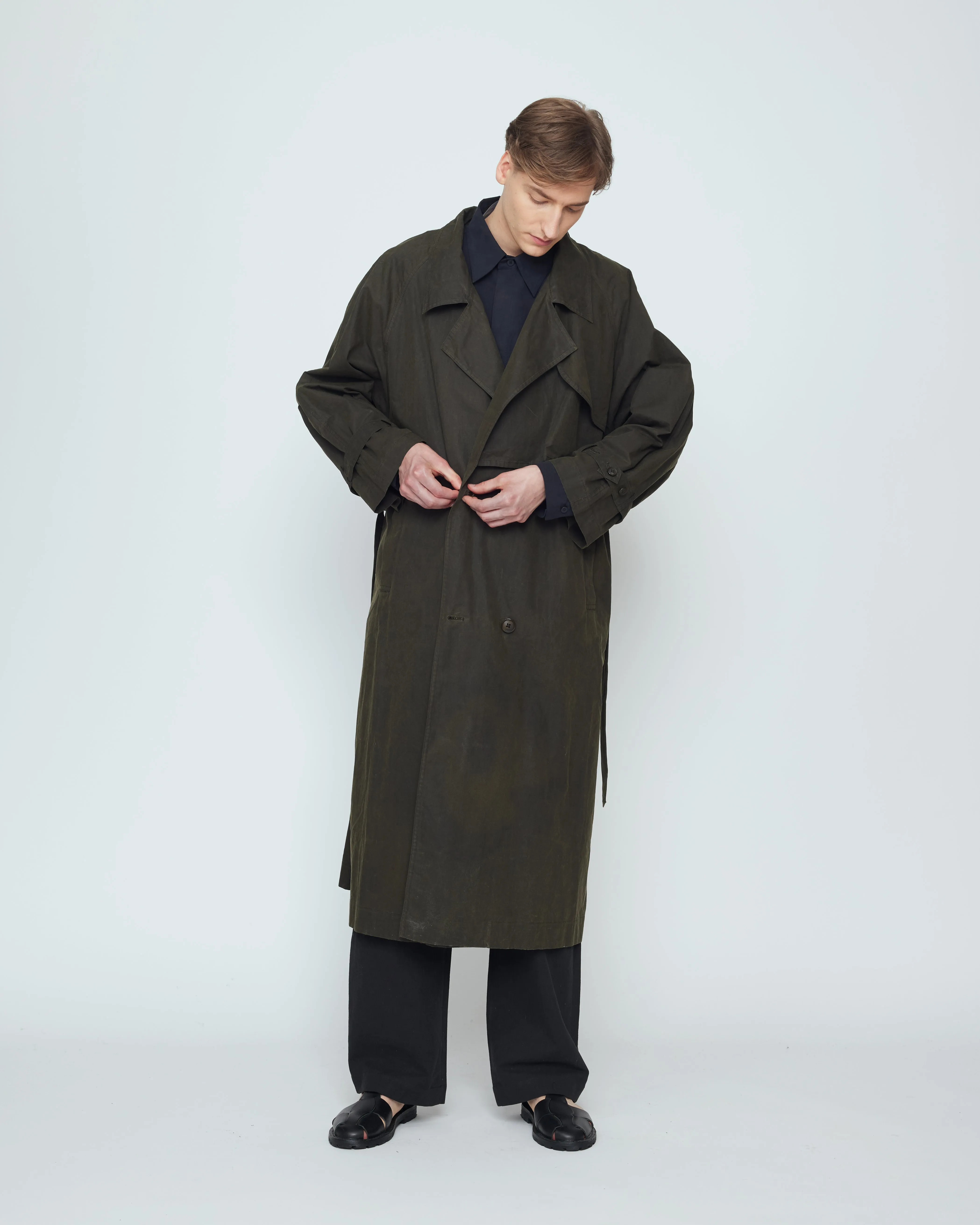 Long Rain Trench - Waxed Edition - SS26 - Deep Olive sold by 7115 by Szeki product image thumbnail 4