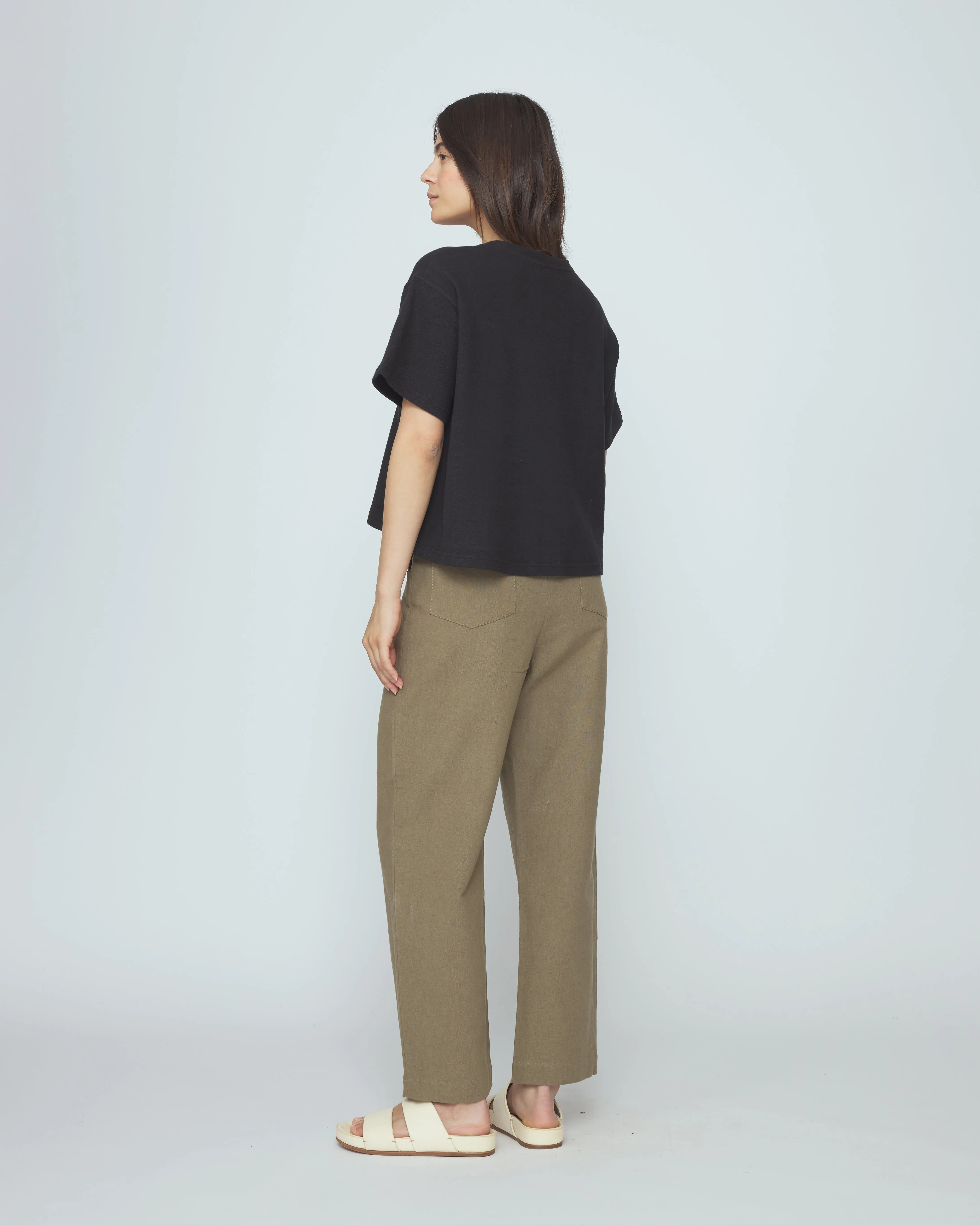 Signature Curve Legged Trouser - Canvas Edition - Moss Brown sold by 7115 by Szeki product image thumbnail 5