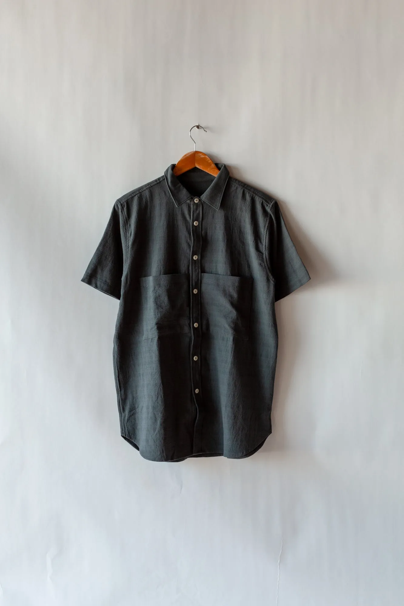 Goeritz Shirt - Copal sold by Manyana