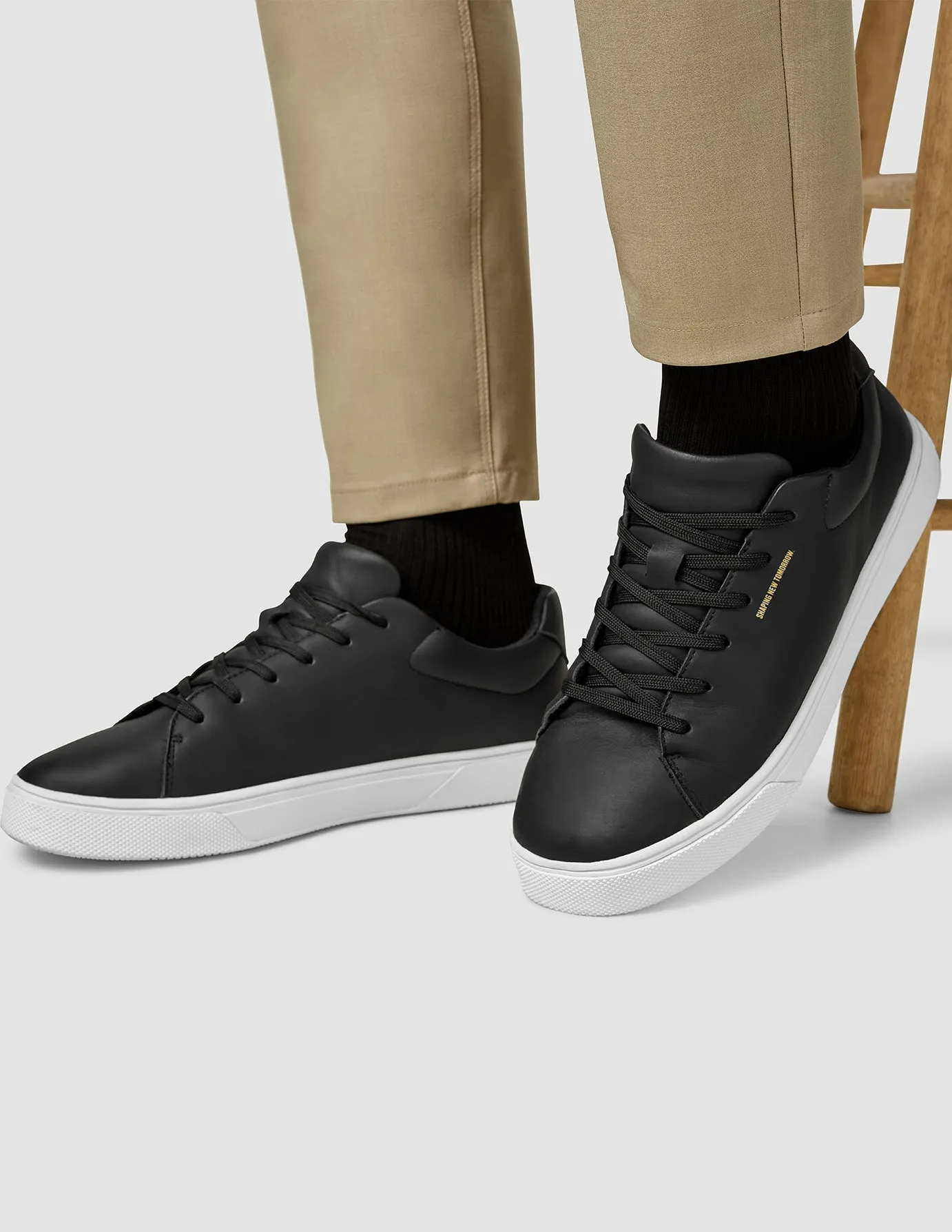 Reeklass Sneakers 2.0 Black sold by Shaping New Tomorrow product image thumbnail 2