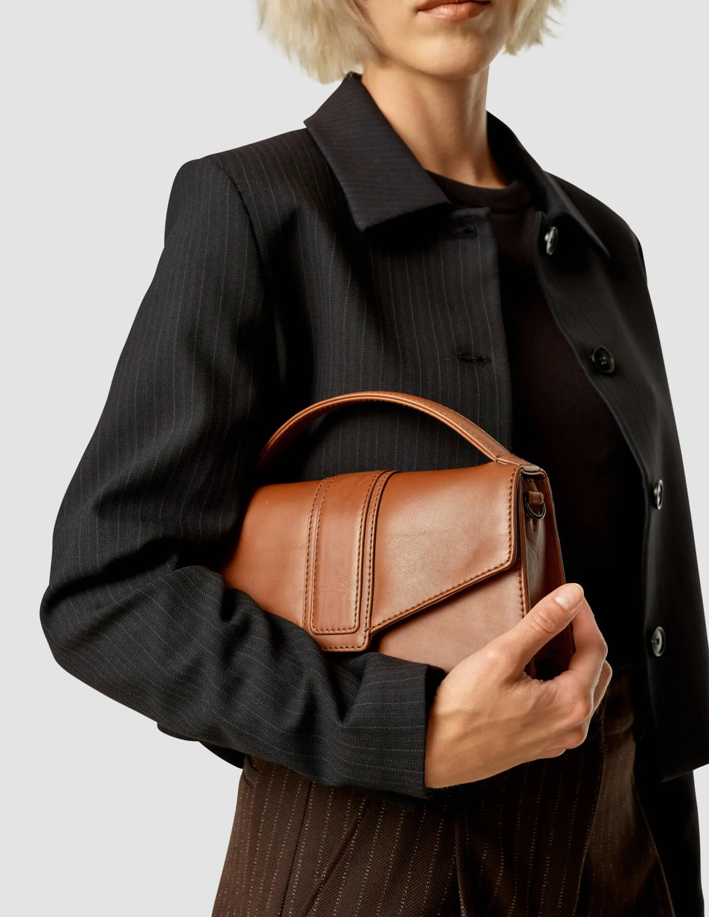 Cozy elegance sold by Shaping New Tomorrow product image thumbnail 3