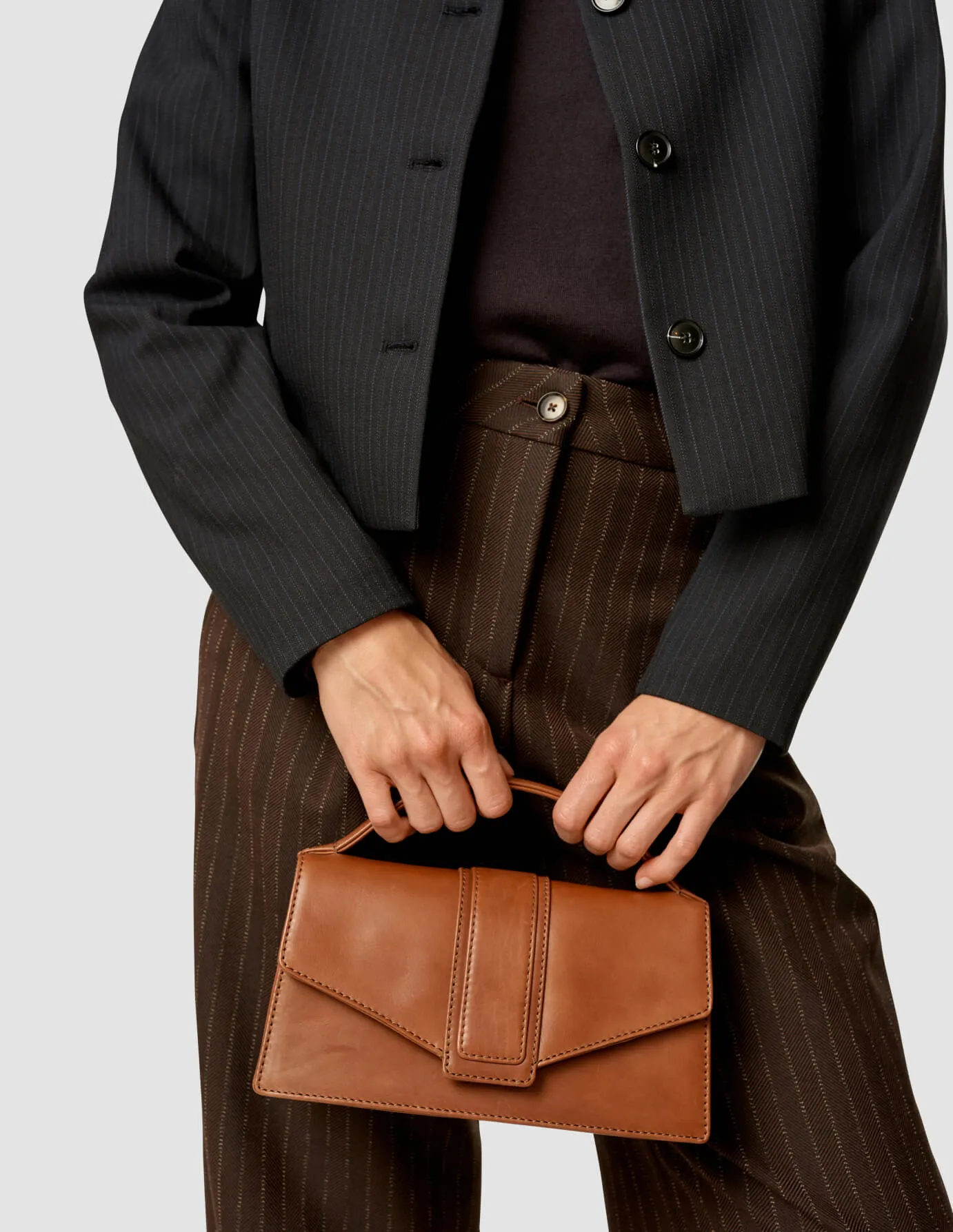 Cozy elegance sold by Shaping New Tomorrow product image thumbnail 5