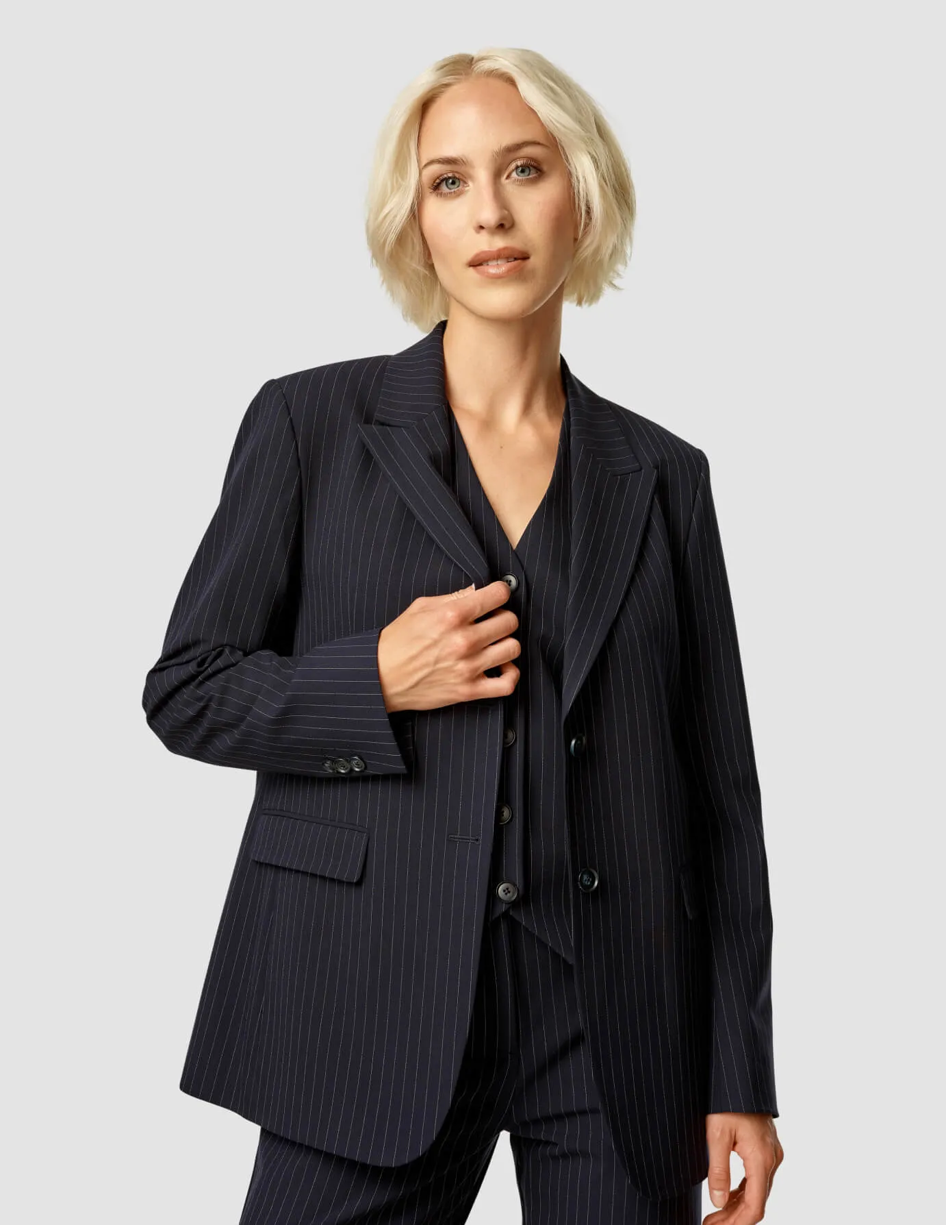 Classy Confidence sold by Shaping New Tomorrow product image thumbnail 5