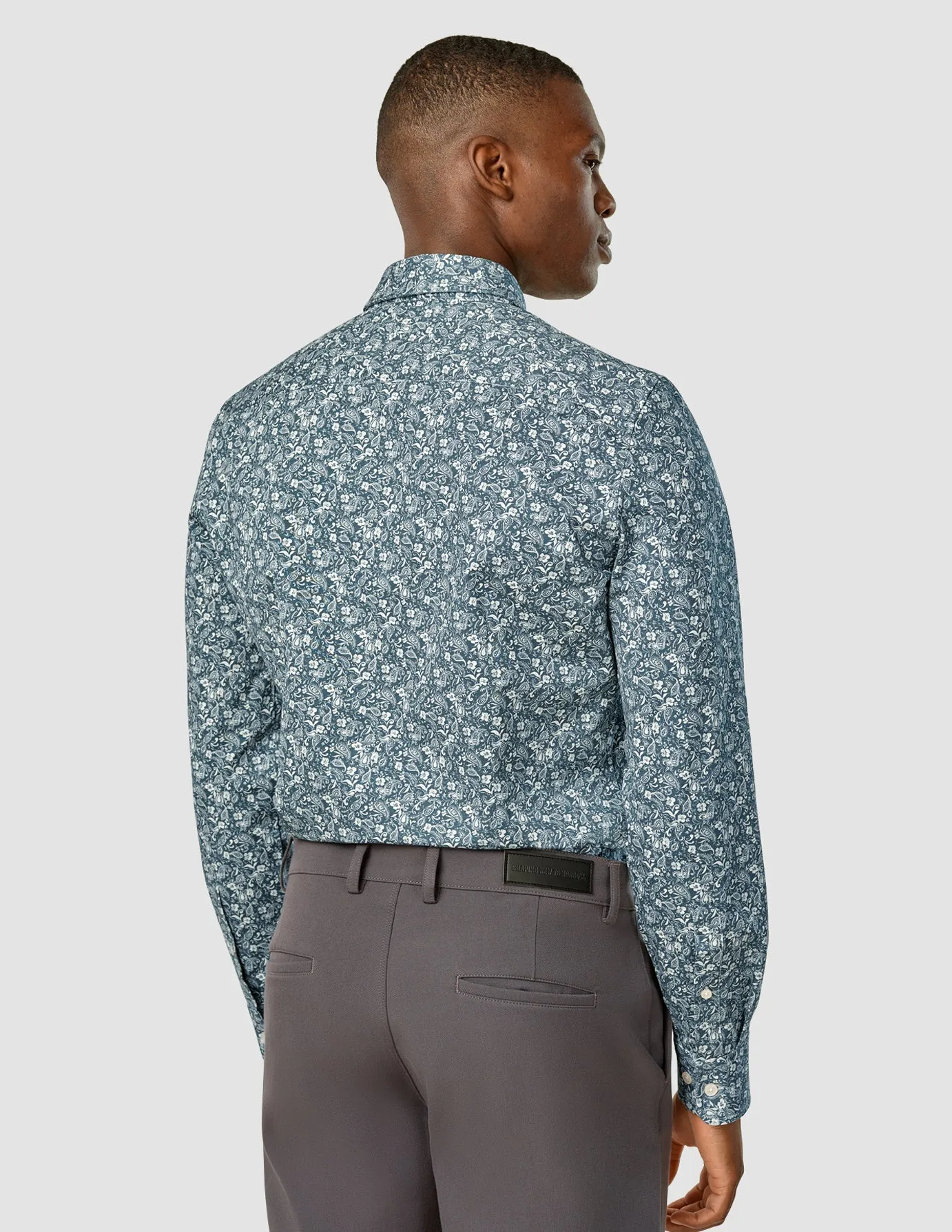 Classic Shirt Slim Midnight Bloom sold by Shaping New Tomorrow product image thumbnail 4
