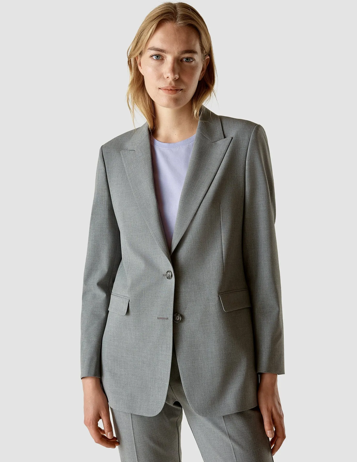 Essential Suit Tapered Cloud Grey sold by Shaping New Tomorrow product image thumbnail 2