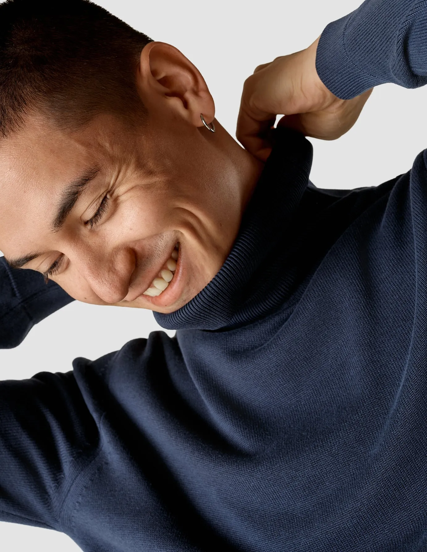 Fine Knit Turtleneck Navy sold by Shaping New Tomorrow product image thumbnail 4