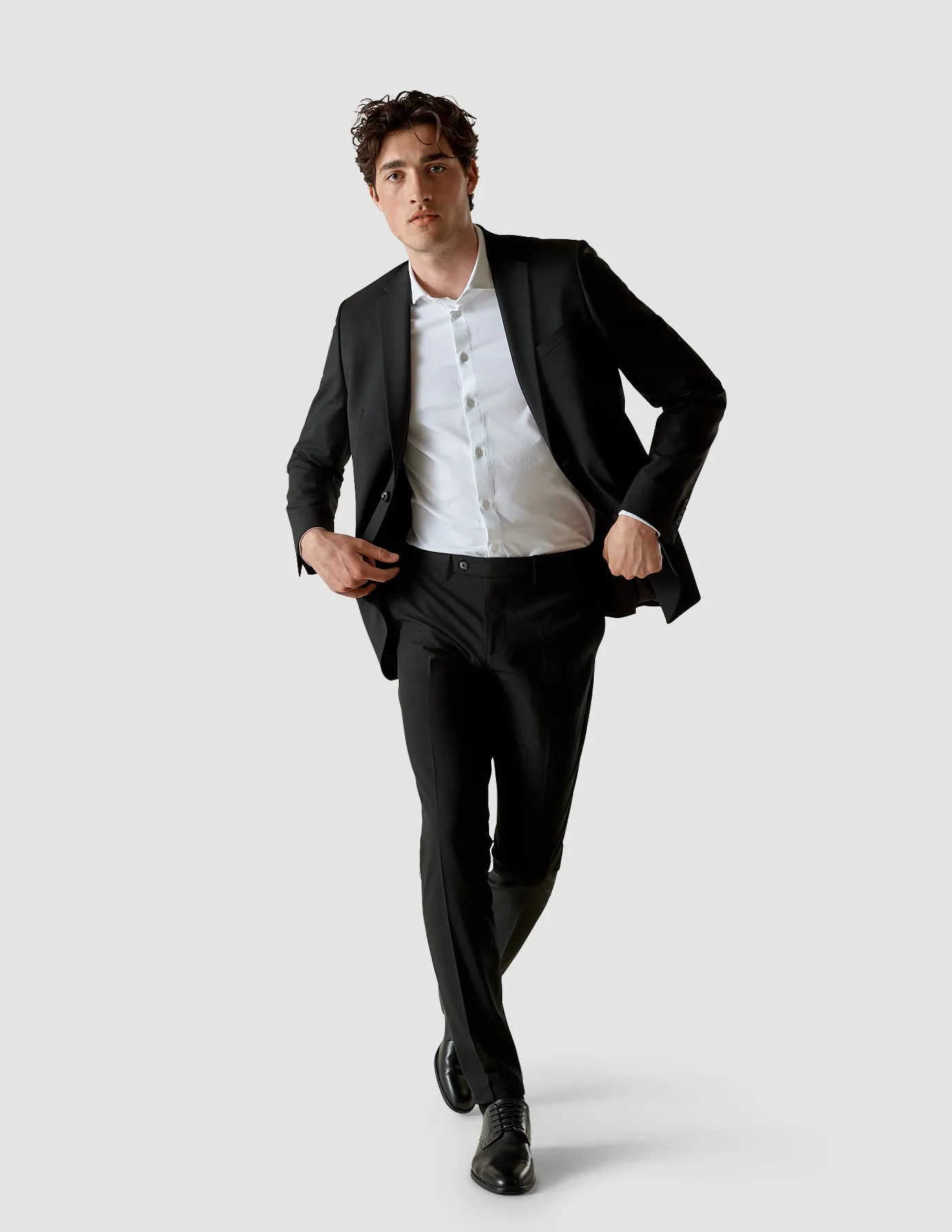 Essential Blazer Regular Black sold by Shaping New Tomorrow product image thumbnail 2