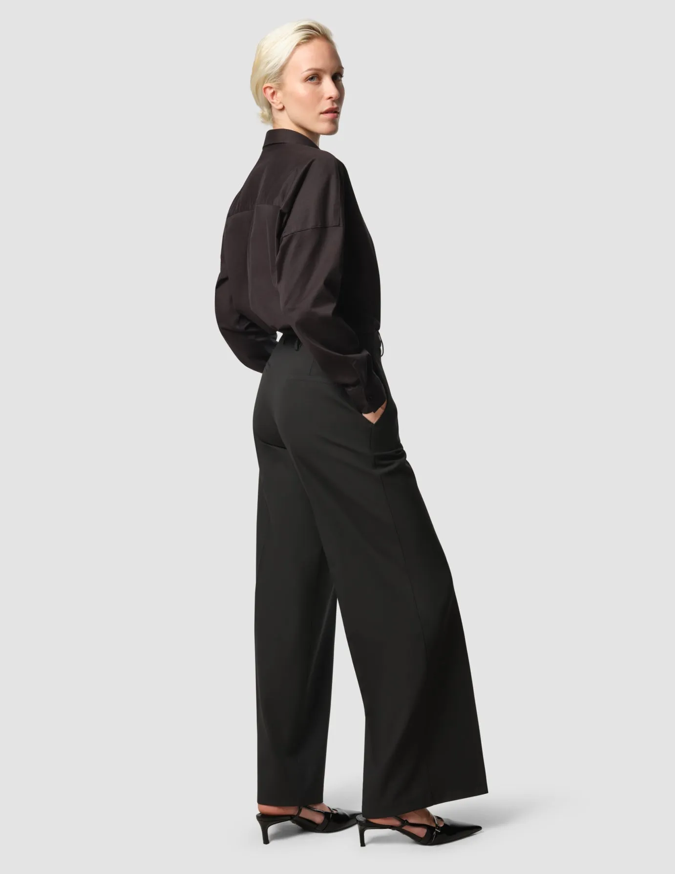 Everyday Edge sold by Shaping New Tomorrow product image thumbnail 3