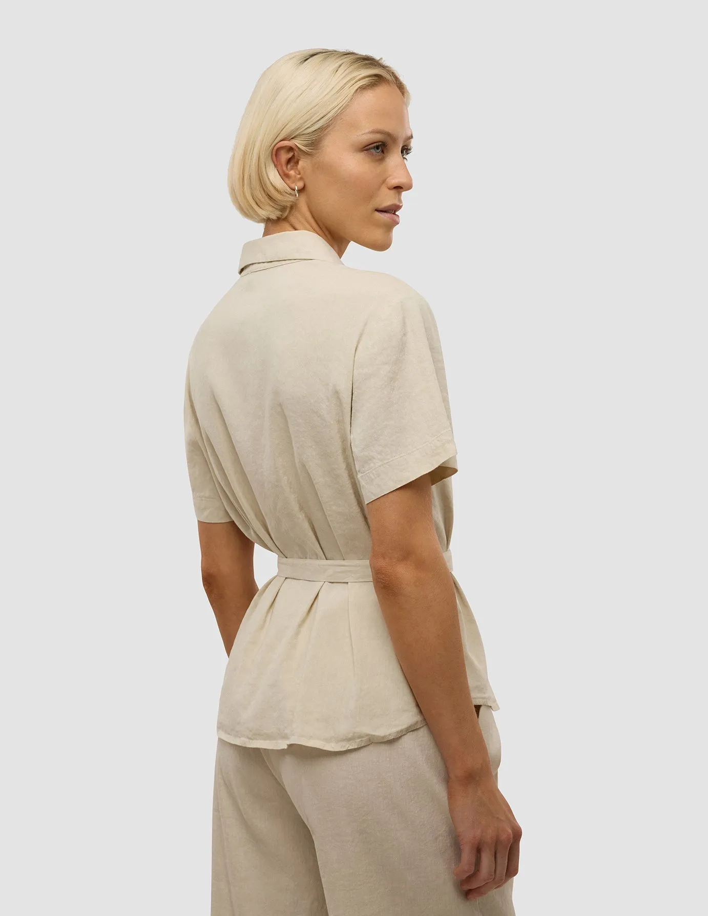 Women's Linen Shirt Short Sleeved Sandy Beige sold by Shaping New Tomorrow product image thumbnail 5
