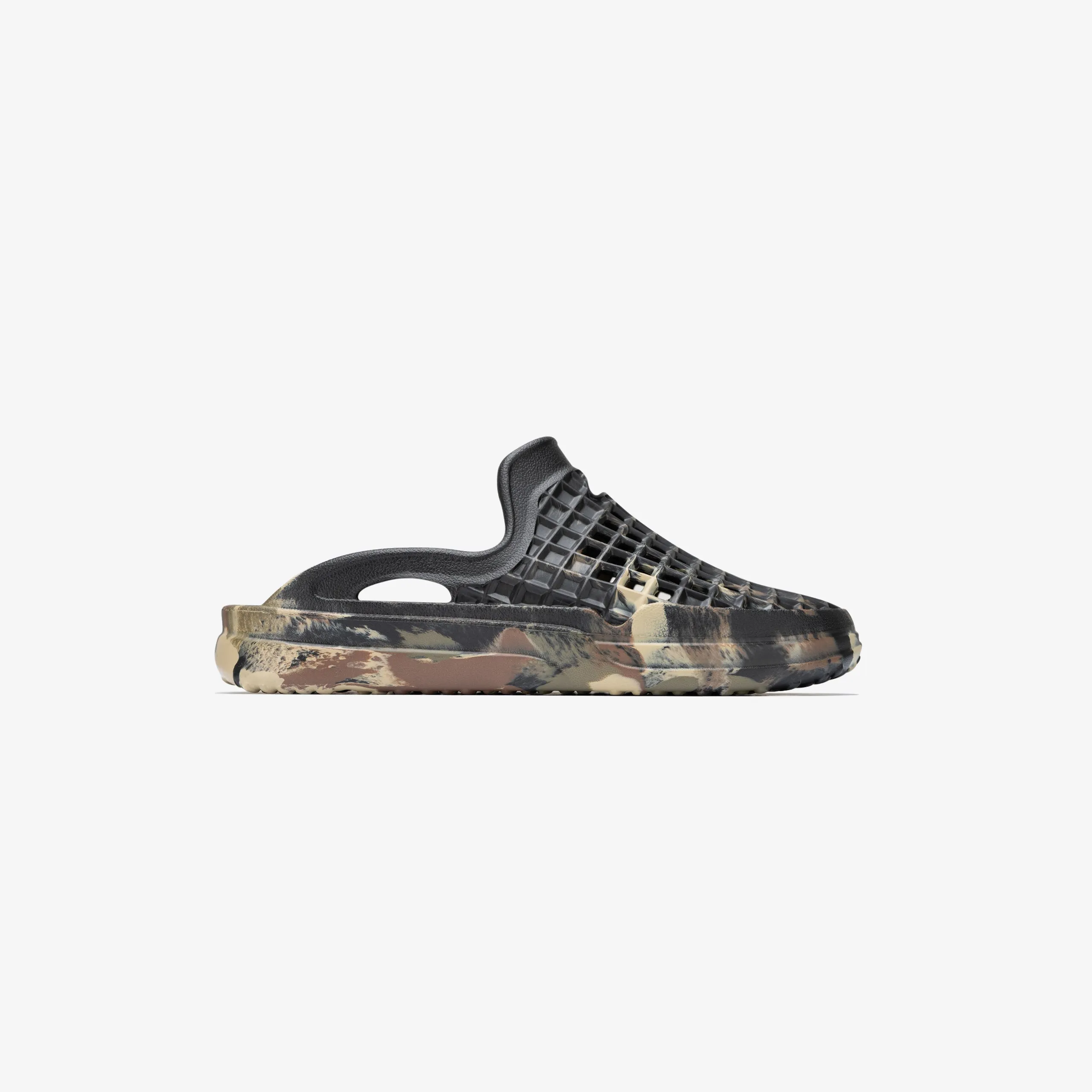 Scenario Slide - Woodland Camo sold by Lusso Cloud