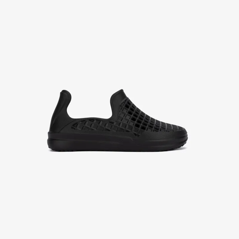 Scenario Slip-On - Jet Black sold by Lusso Cloud