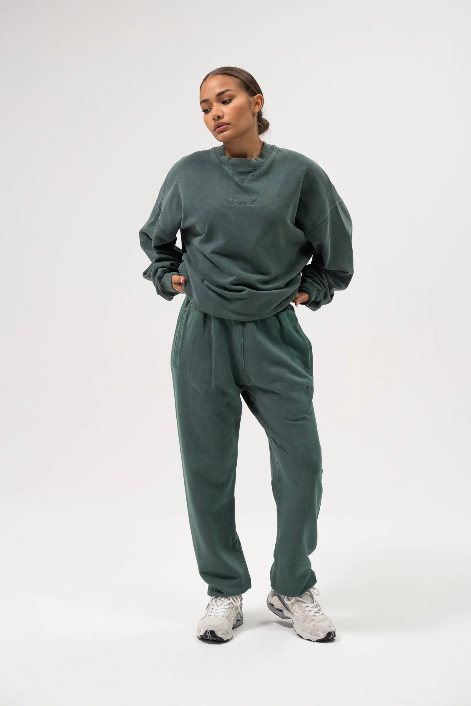 SUSTAIN WASHED GREEN SWEATER & JOGGERS SET sold by Bound product image thumbnail 2